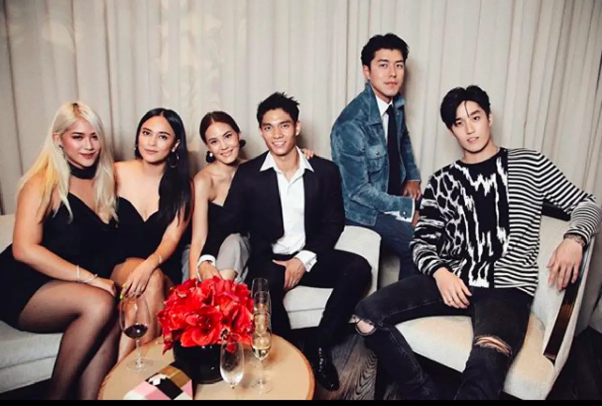 ส่องภาพ “แพร วทานิกา” จัดดินเนอร์สุดหรู เหล่าดาราคนดังร่วมงานเพียบ