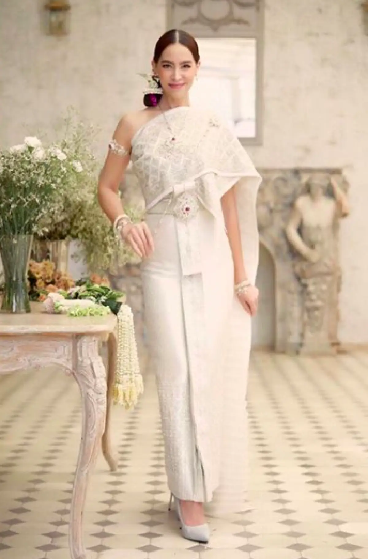 สวยไม่สร่าง! ส่องภาพ “มาช่า” ในขุดไทยจักรพรรดิ งดงาม เลอค่ามาก