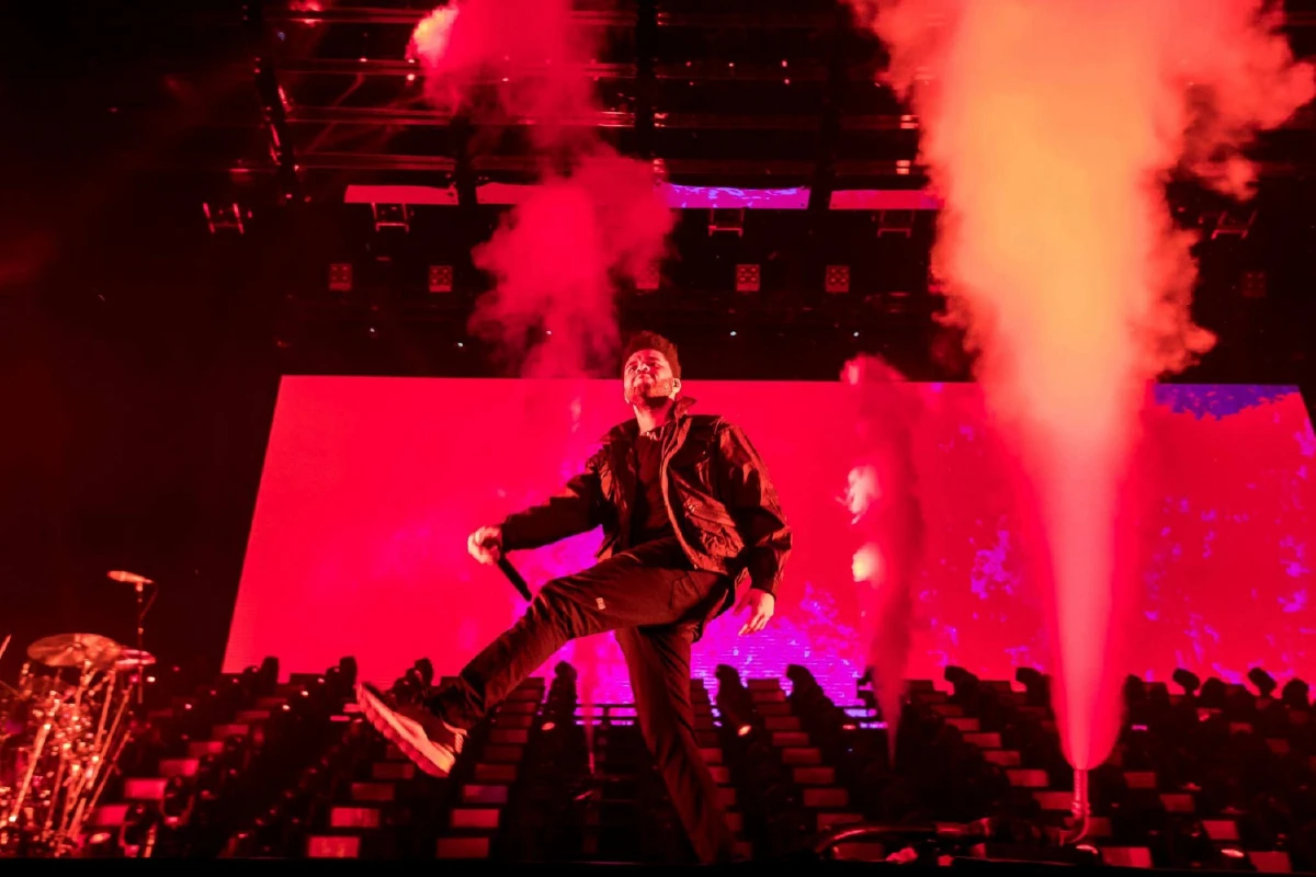 The Weeknd จัดเต็มความมันส์ส่งท้ายปี 2018 ได้อย่างสมบูรณ์แบบ