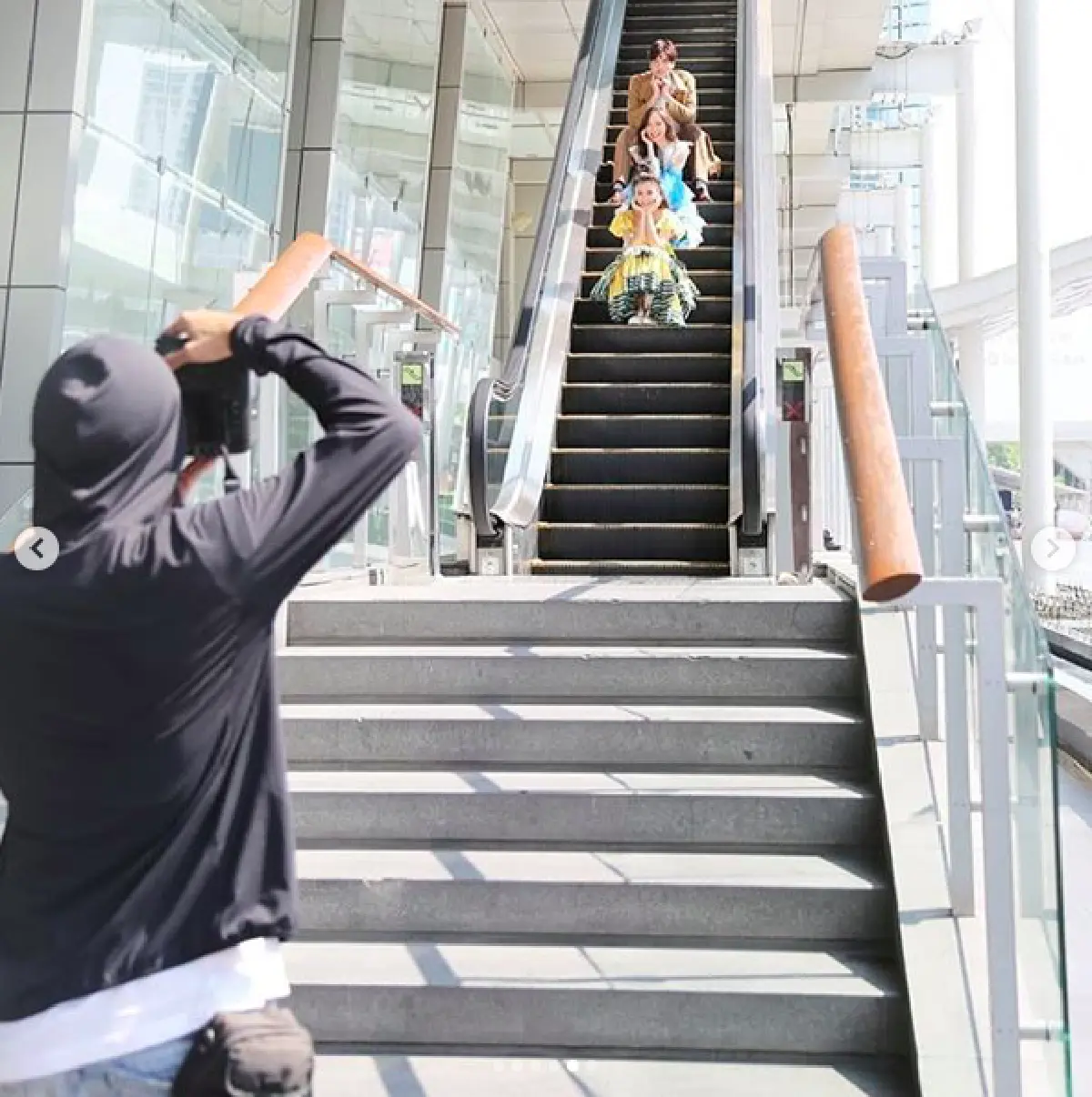 ส่องภาพความสนุกสนาน เบื้องหลังถ่ายปฏิทินดาราช่อง 3 ปี 2562