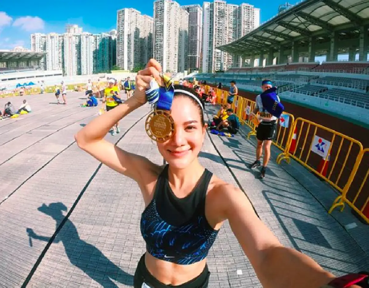 เก่งและแกร่งสุดๆ "ก้อย รัชวิน” วิ่งมาราธอนที่มาเก๊าได้อันดับที่ 3