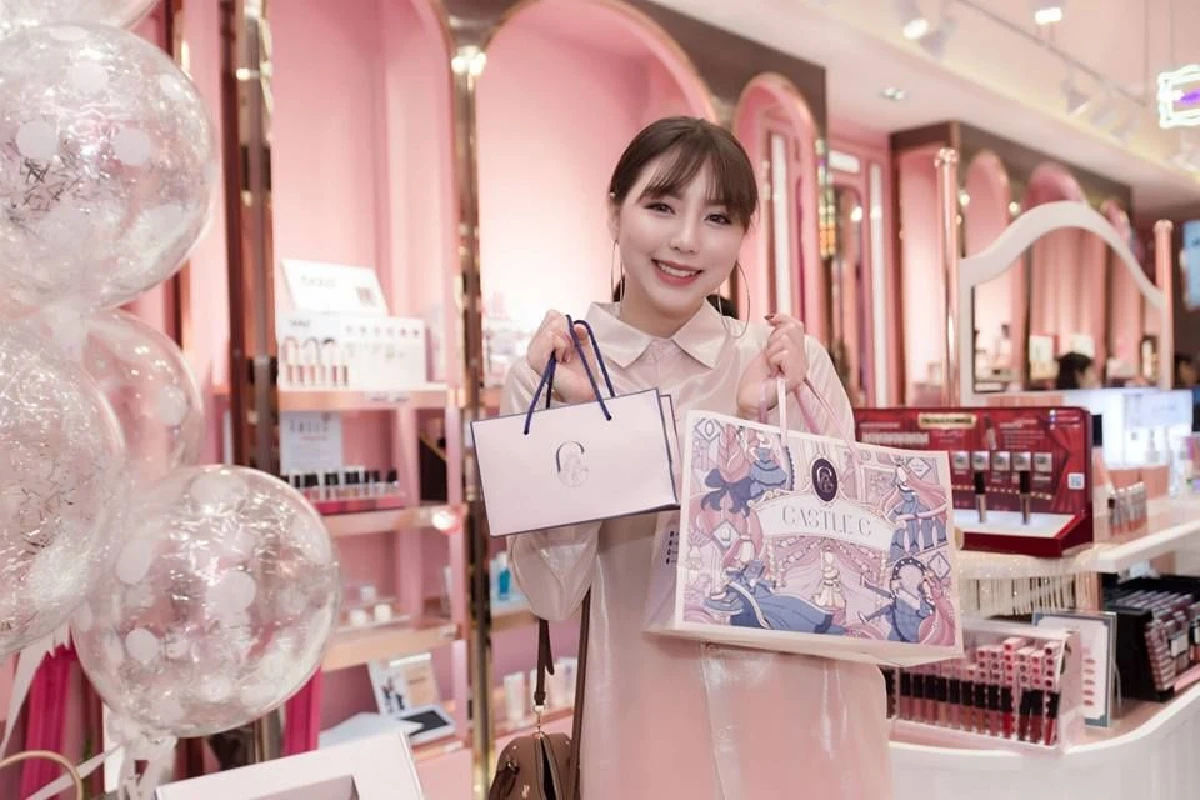 ร้านเครื่องสำอางแบรนด์ไทยลุยตลาดใจกลางสยาม หลังสินค้าไทยได้รับการตอบรับดี