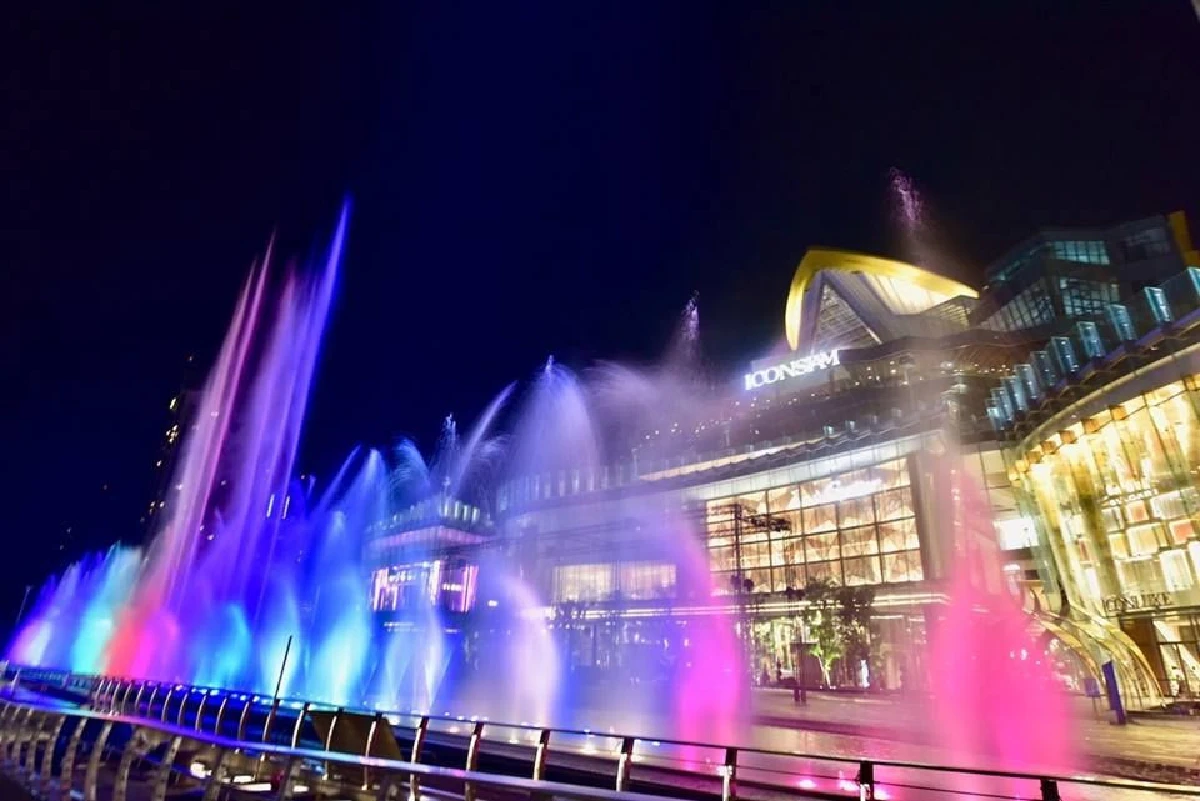 ไอคอนสยาม เปิดตัว "น้ำพุเต้นระบำ แสงสีเสียง" ยาวที่สุดในเอเชียตะวันออกเฉียงใต้