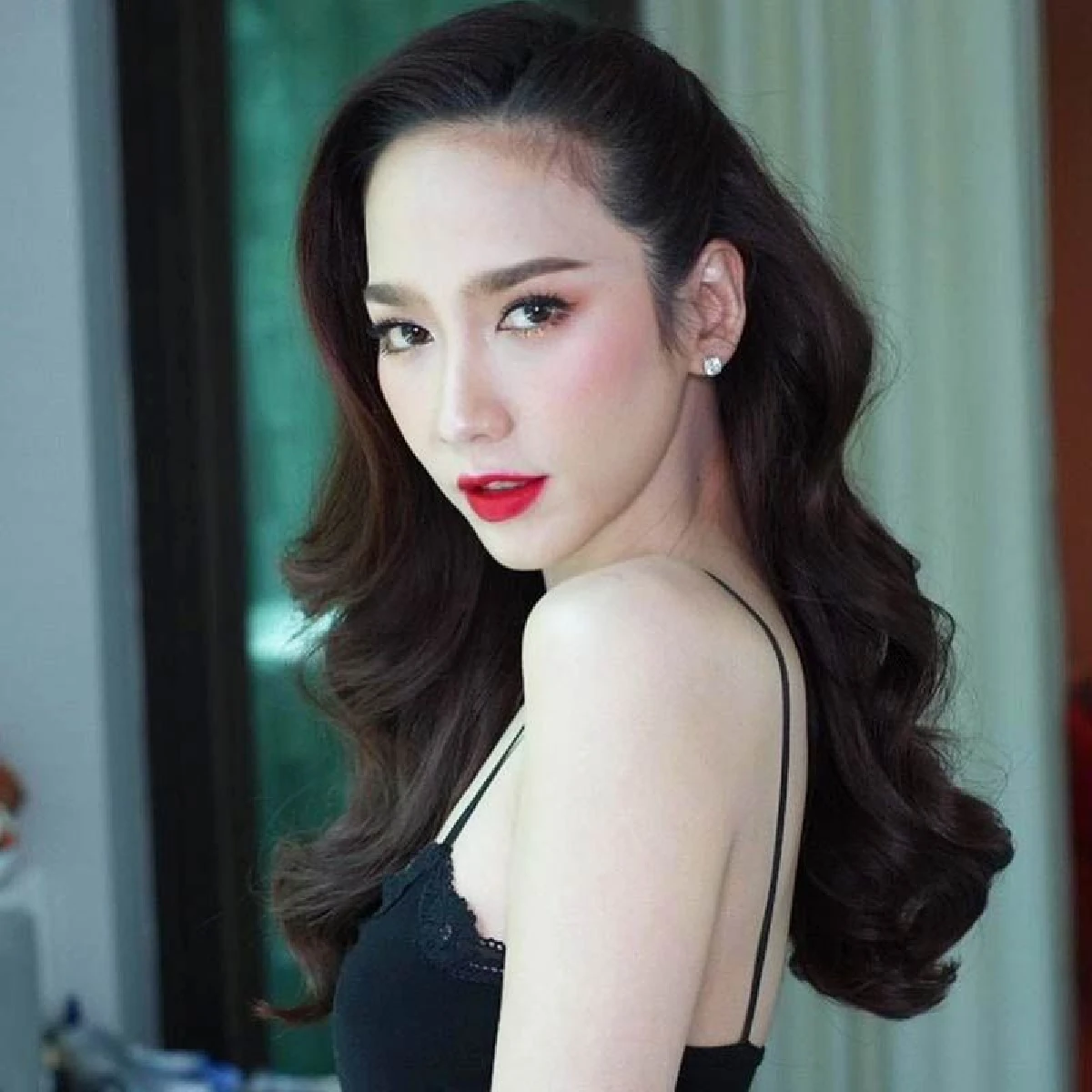 ตามดูพัฒนาการความสวยของซุปตาร์ตัวแม่ “อั้ม พัชราภา” ตั้งแต่เข้าวงการจนถึงปัจจุบัน