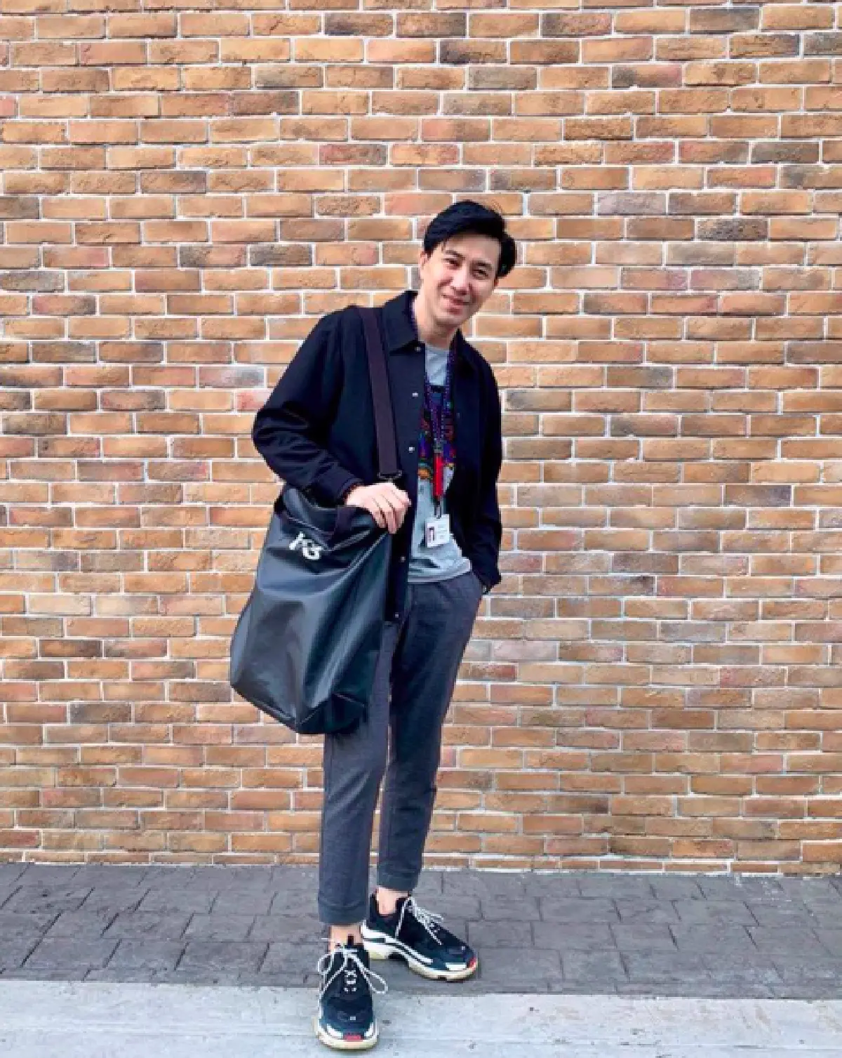 "หนุ่ม กรรชัย” เผยภาพคุณพ่อสมัยอดีต ที่เป็นถึงพระเอกหล่อมาก