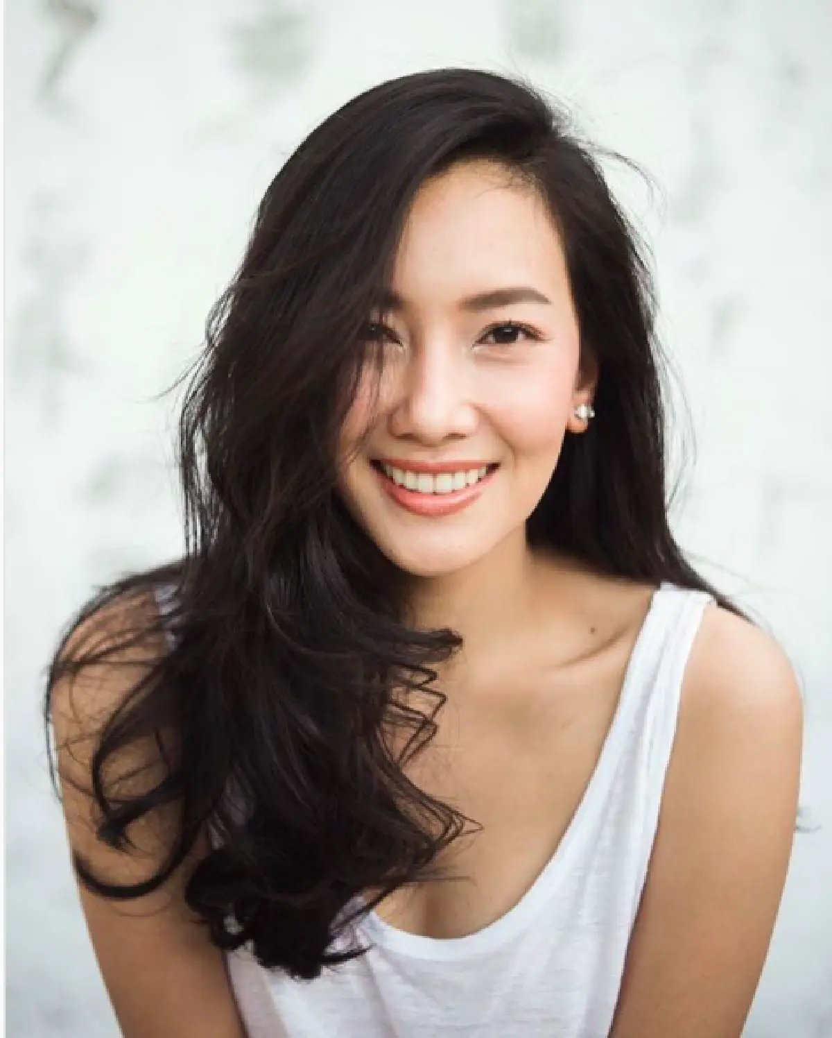 วิ่งแบบพี่นุ่น!  ส่องภาพท่าวิ่งสวยๆ แบบ “นุ่น วรนุช” กับสถานที่งดงามต่างๆ