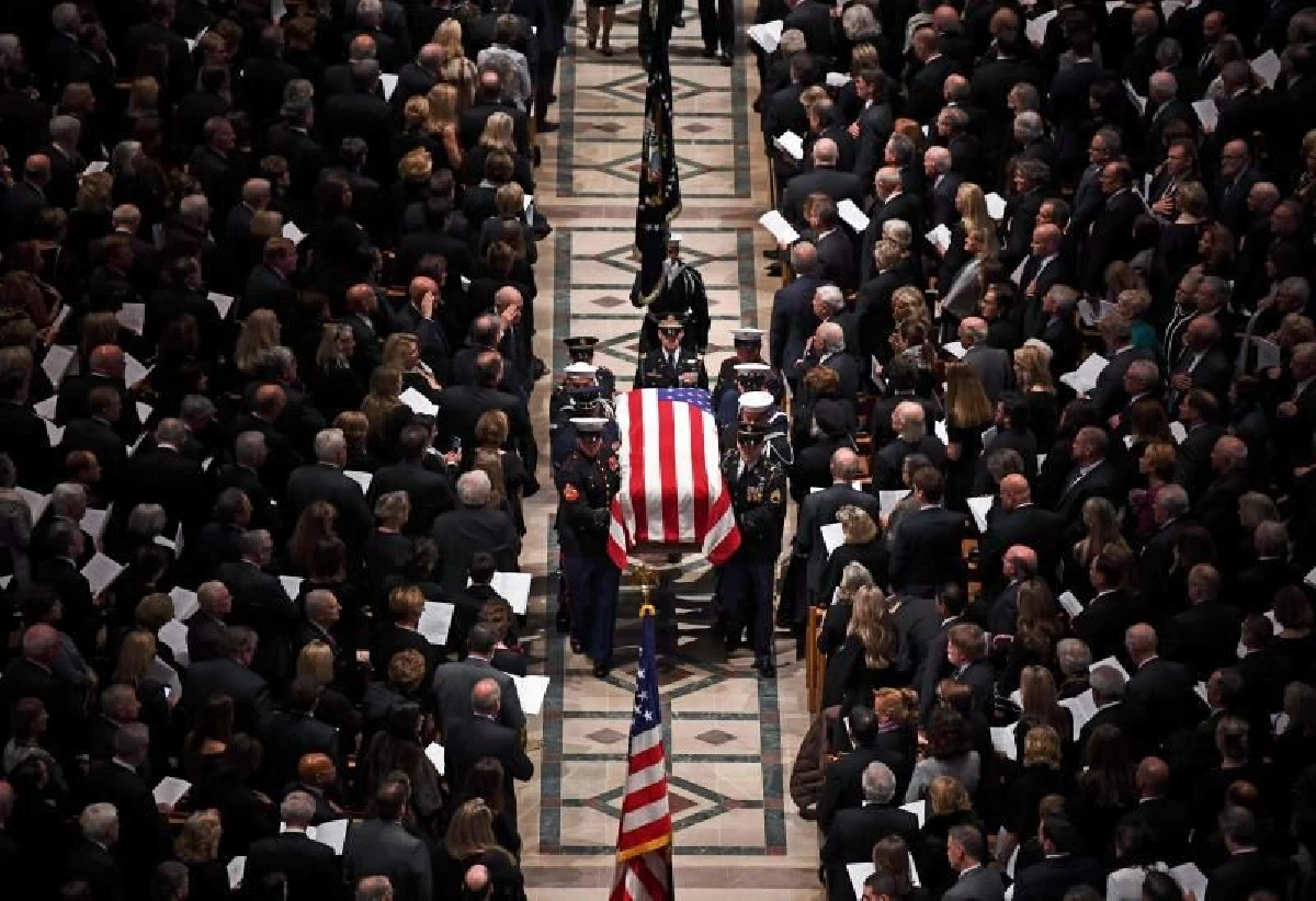 ผู้นำ-อดีตผู้นำสหรัฐ ร่วมพิธีศพ "จอร์จ บุช"