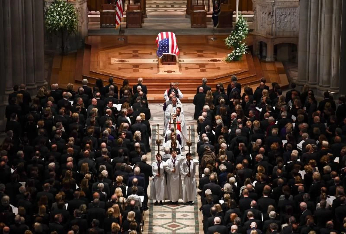 ผู้นำ-อดีตผู้นำสหรัฐ ร่วมพิธีศพ "จอร์จ บุช"