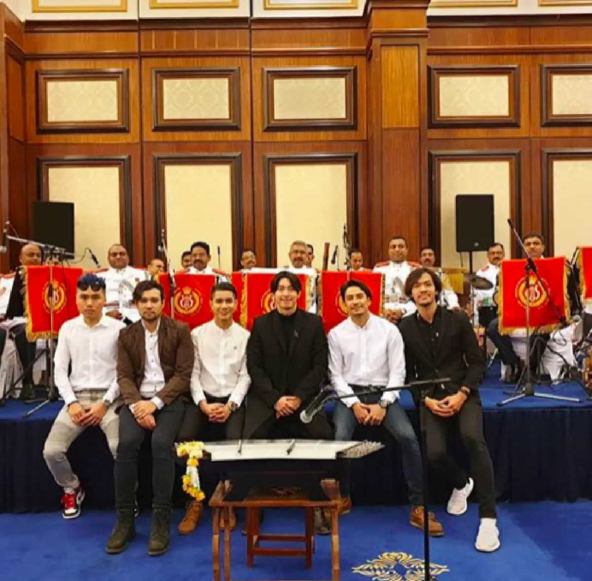 เจ้าชายแห่งบาห์เรน เชิญ “โตโน่ แอนด์เดอะดัสต์” ร่วมพิธีฉลองวันชาติ ที่กรุงมานามา