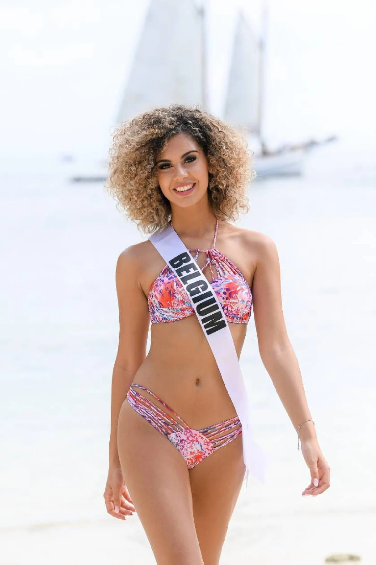 สาวงามผู้เข้าประกวด #MU2018 สวมชุดว่ายน้ำประชันความแซ่บที่กระบี่