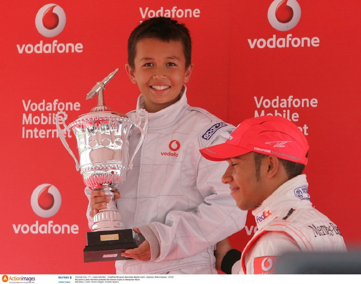 "อเล็กซานเดอร์ อัลบอน" ลูกครึ่งไทยพิชิตฝันF1