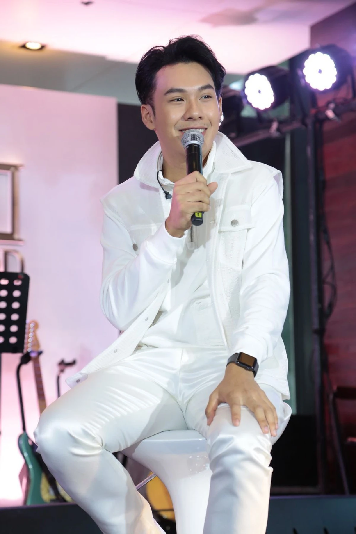 โอ้ มาย ก๊อด 4 โพดำ ประชัน 4 โพแดง