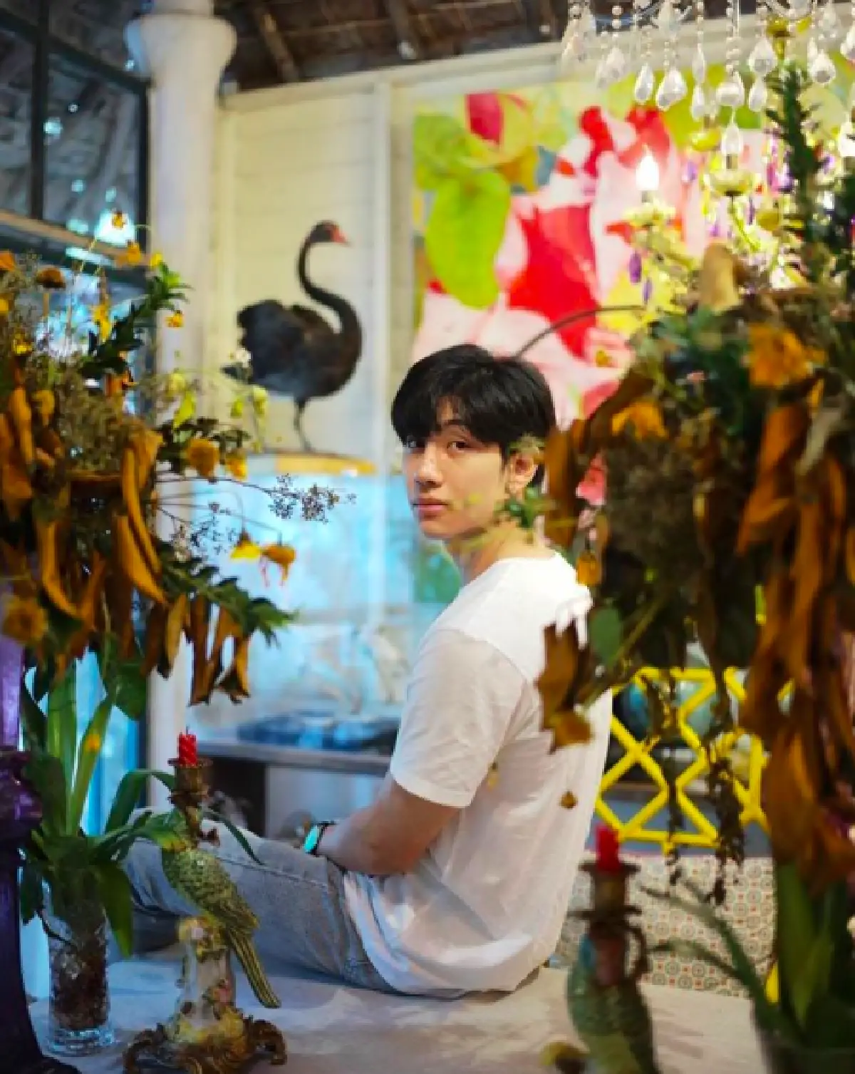 แยกไม่ออกแล้ว "มิ้นต์ ชาลิดา" โพสต์ภาพคู่น้องชาย “ม่อน” ขณะใส่วิกผมยาว เหมือนกันมาก