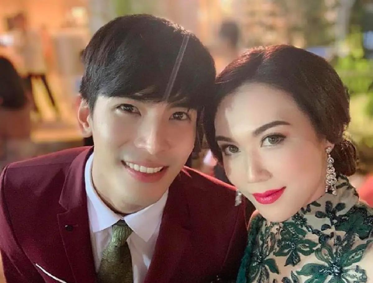 ขนมาทั้งวงการ! ส่องภาพงานฉลองวิวาห์ “กันต์-พลอย” หวานชื่น จัดเต็มสุดๆ