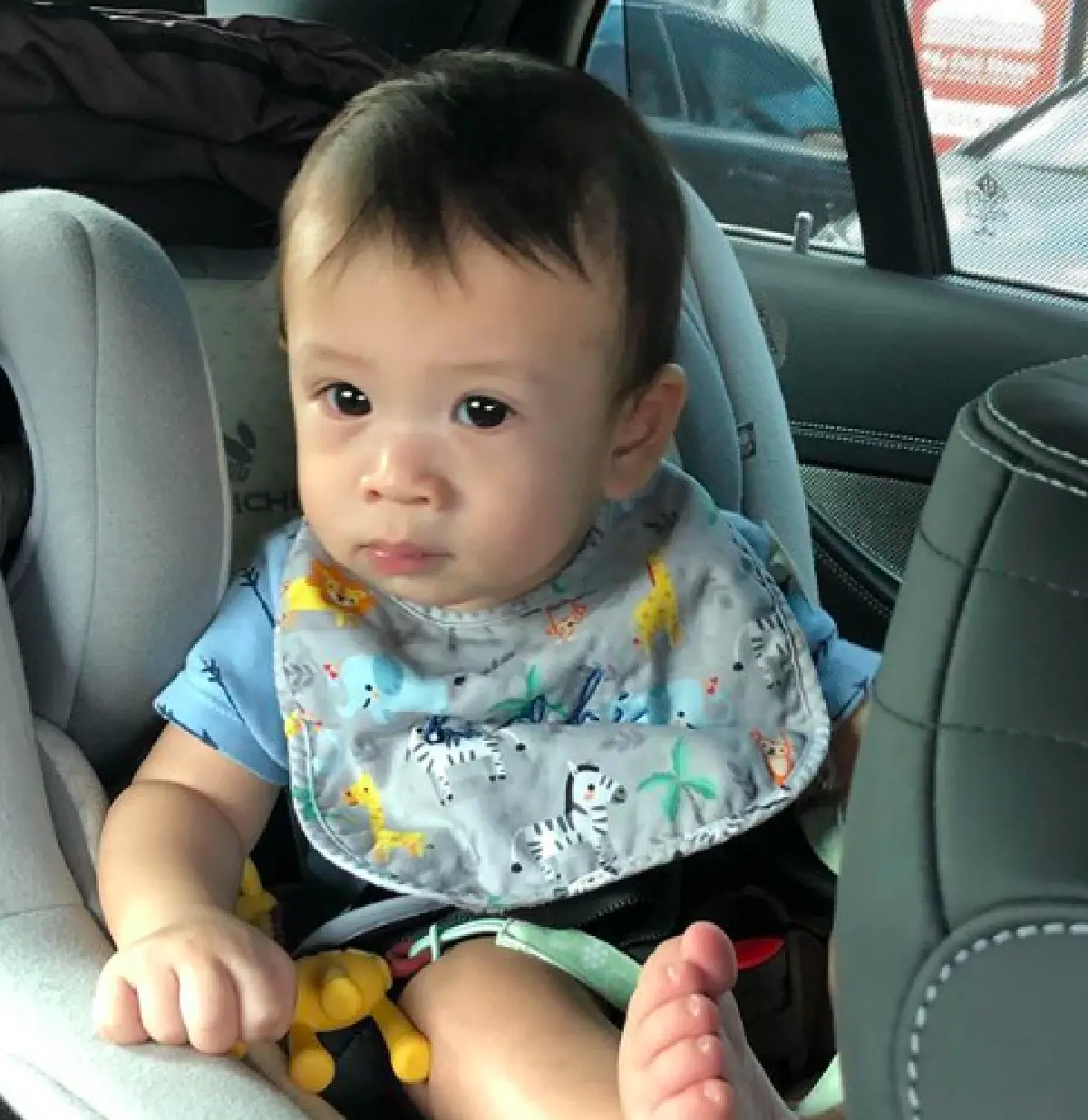 เป็นห่วงหนักมาก! “แม่แอน” แบ่งแอปเปิ้ลให้ “น้องโพธิ์” ทาน เจอคอมเมนต์กลัวความไม่ปลอดภัย