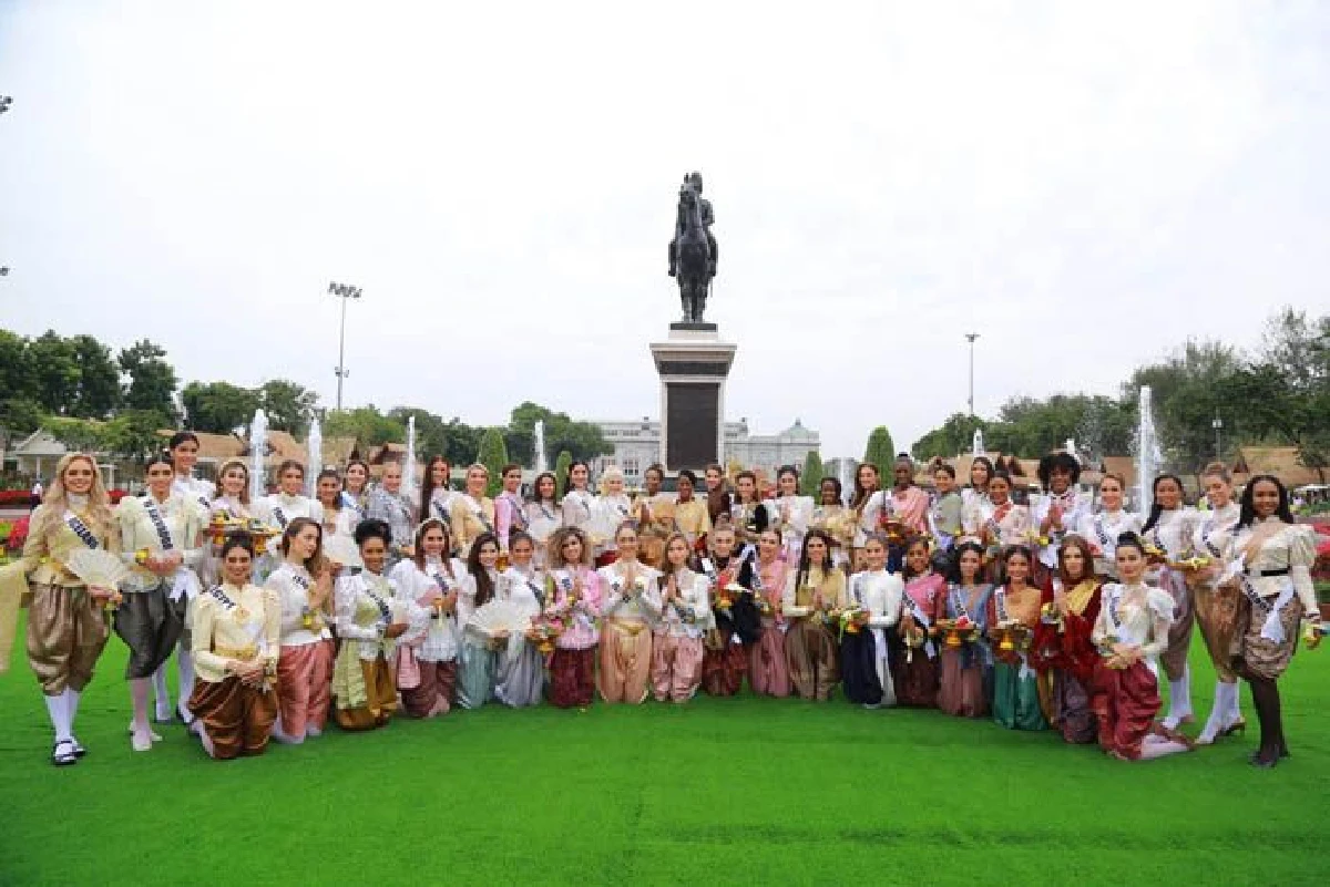 สาวงามผู้เข้าประกวดมิสยูนิเวิร์ส 2018 สวมชุดไทยย้อนยุคสมัยรัชกาลที่ 5 เข้าร่วมงานอุ่นไอรัก