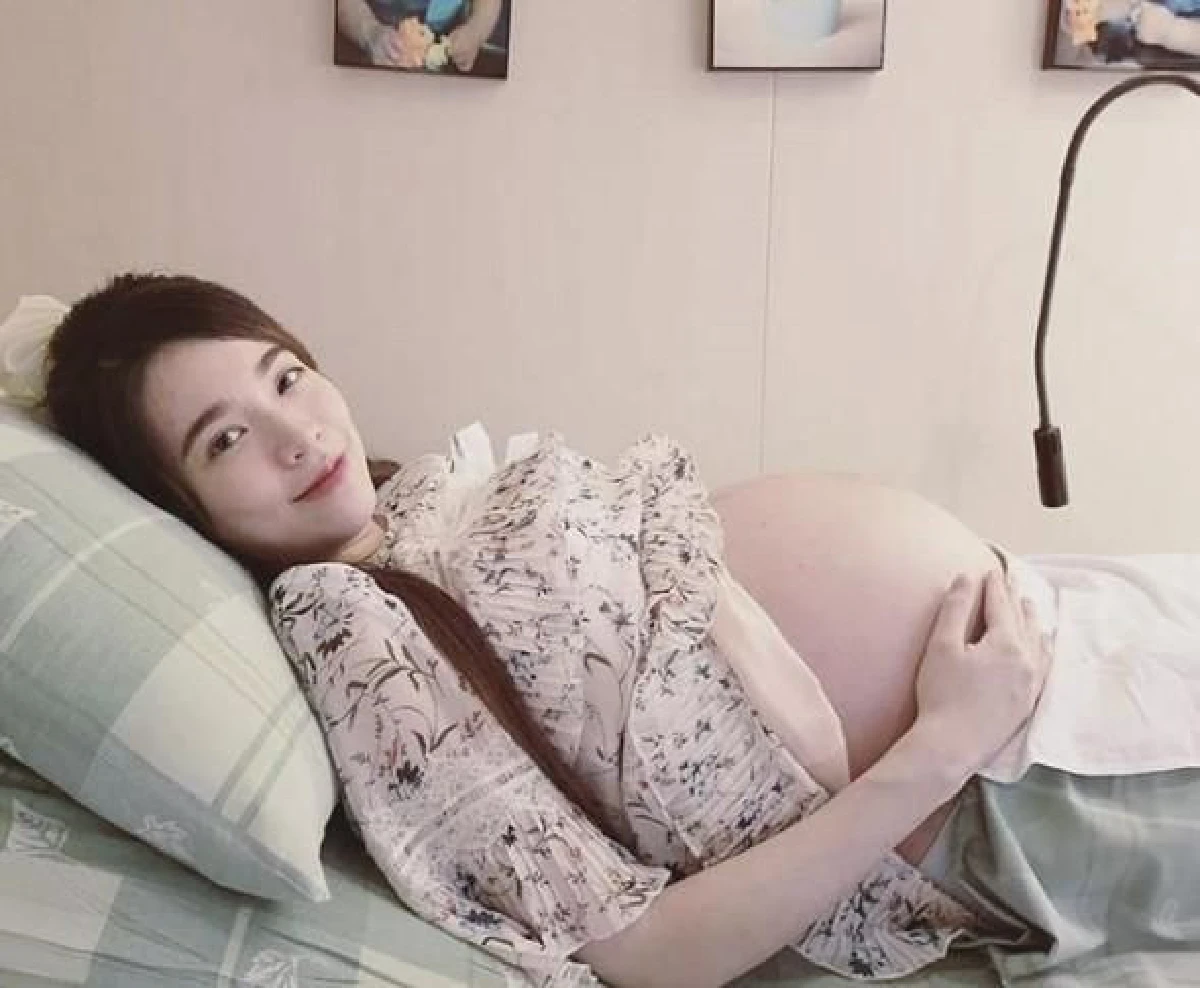 คลอดแล้วจ้า! น้องวายุ-วาตะ ลูกชายฝาแฝดของ บัว สโรชา