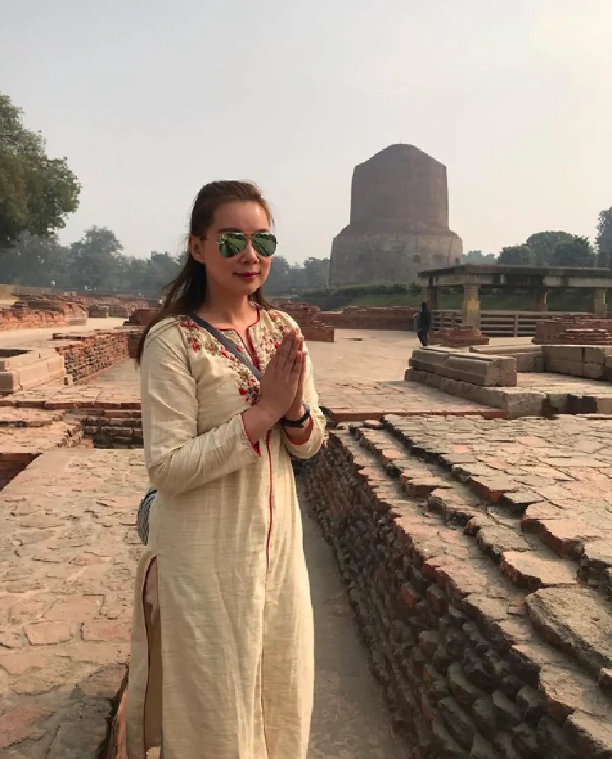 หน้าที่คือหน้าที่! "บุ๋ม ปนัดดา" เผยสาเหตุที่ต้องแต่งหน้ามาปฏิบัติธรรม เพราะร้องไห้ตาบวม