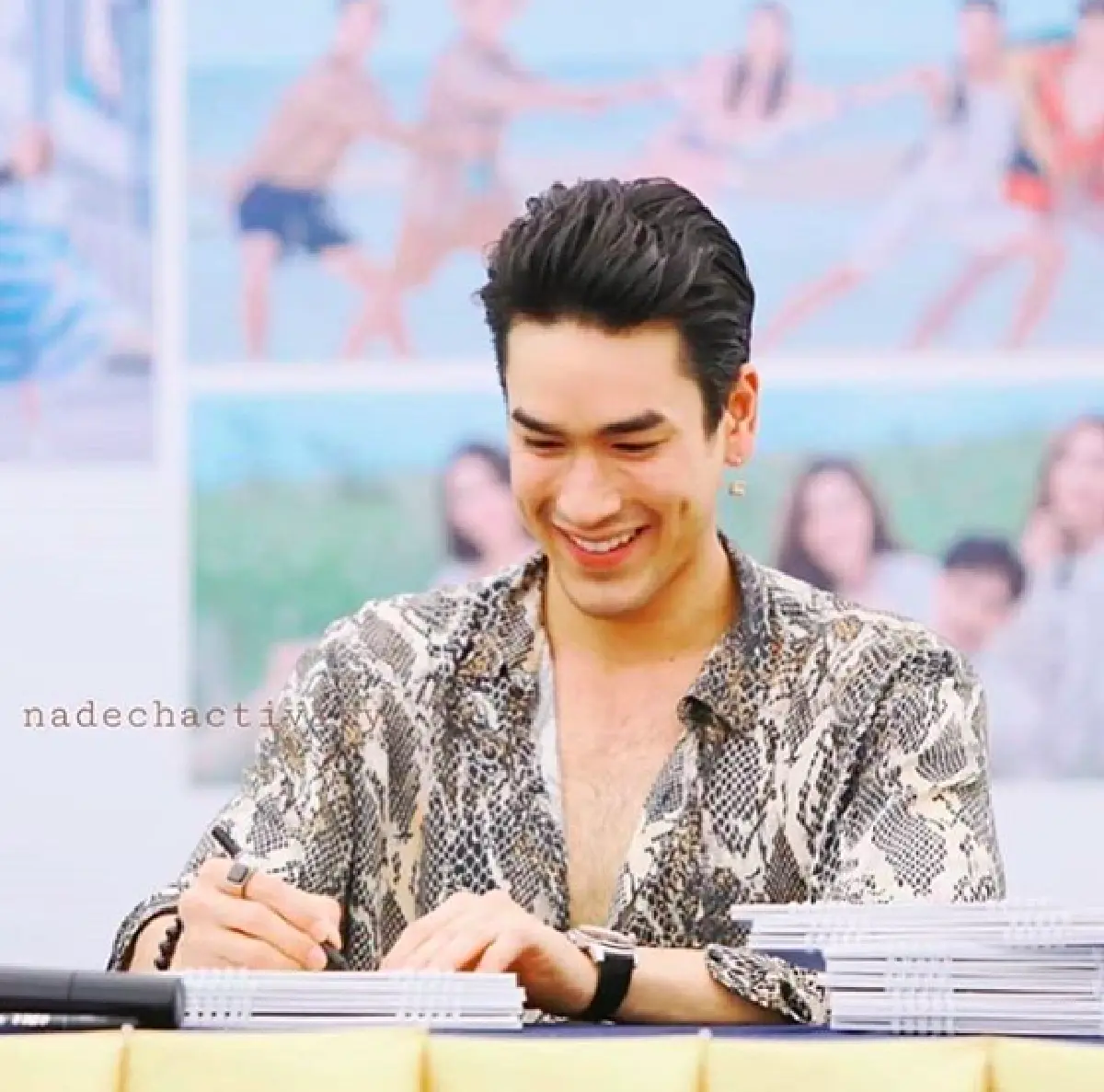 โอปป้ามาเอง! "ณเดชน์ คูกิมิยะ” กับลุคแบบแบดบอย ปลดกระดุมเสื้อ ใส่ตุ้มหูห้อย