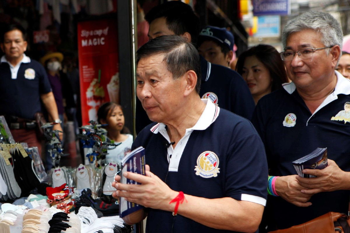 "เสรีพิศุทธ์"ลั่นขอสู้เผด็จการทหารคืนประชาธิปไตยให้ประชาชน "เสรีพิศุทธ์"ลั่นขอสู้เผด็จการทหารคืนประชาธิปไตยให้ประชาชน