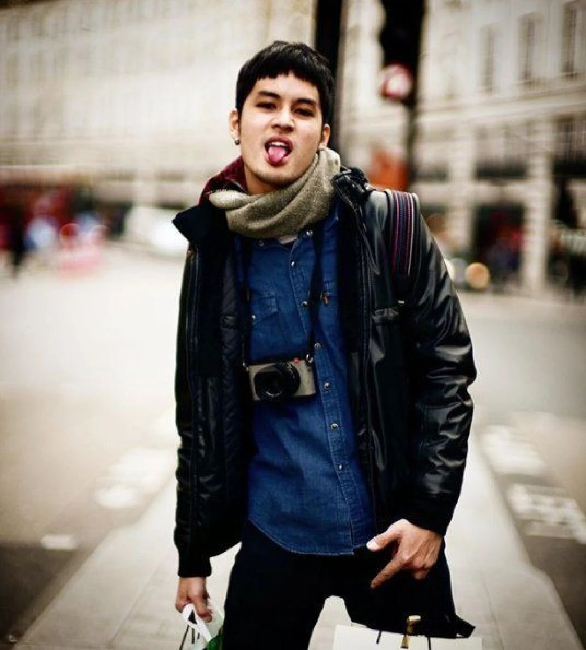 มันถึงเวลาสักที ..“เก้า จิรายุ” เล่นใหญ่มาก! โพสต์ภาพชวนคิดคล้ายรูปครอบครัว