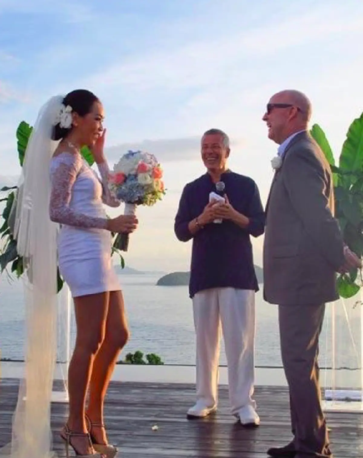 เราคือทรายผืนเดียวกัน ..”เมจิ” โพสต์ยาวเผยความใจในถึงสามี “เควิน” ในวันครบรอบแต่งงาน