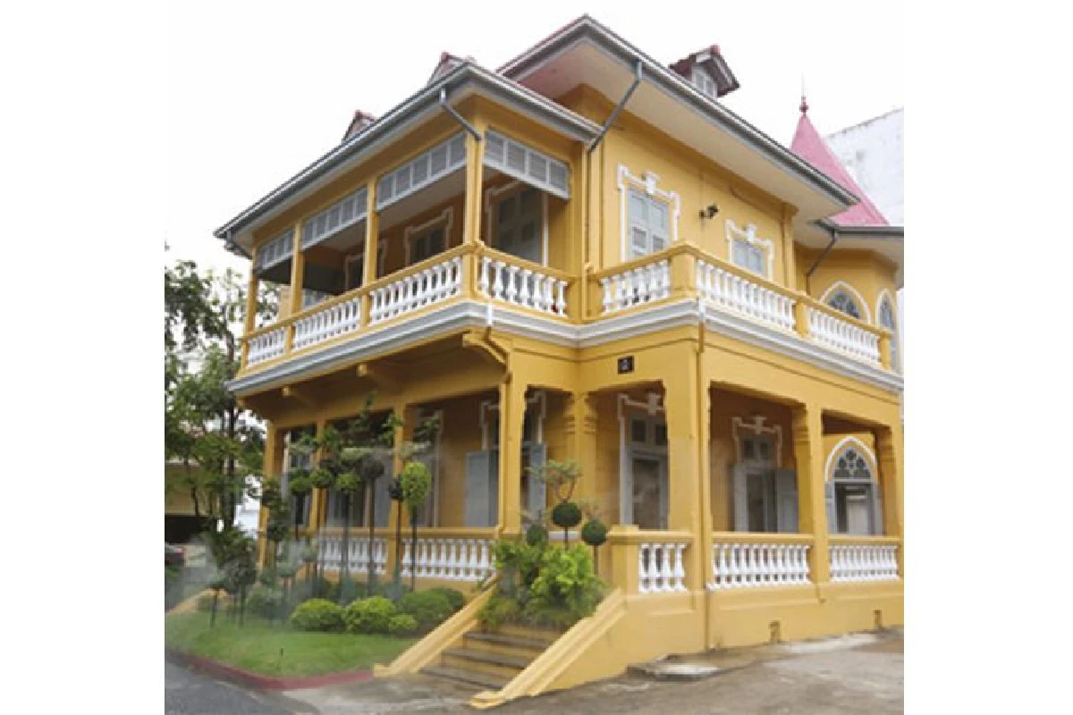 คราฟต์แมน x บ้านอาจารย์ฝรั่ง กินอาหาร เสพย์งานศิลป์