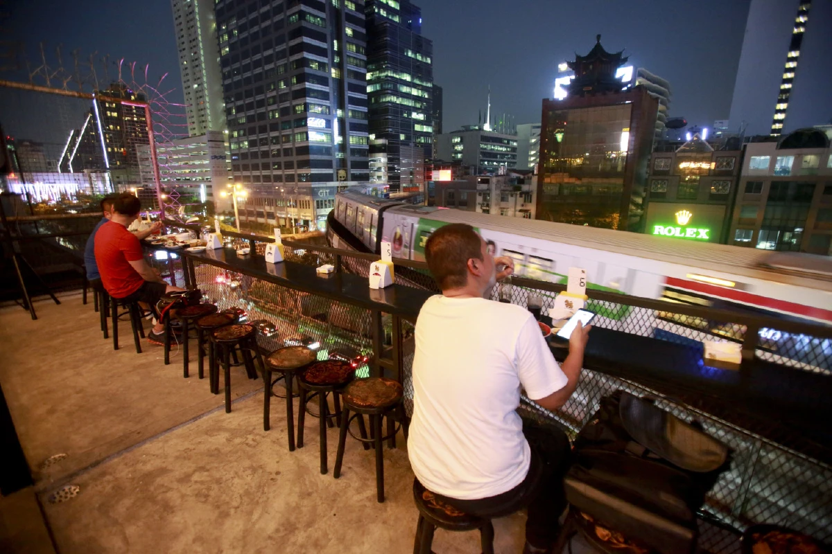 ตรอกสีลม ความสุขเล็กในเมืองใหญ่