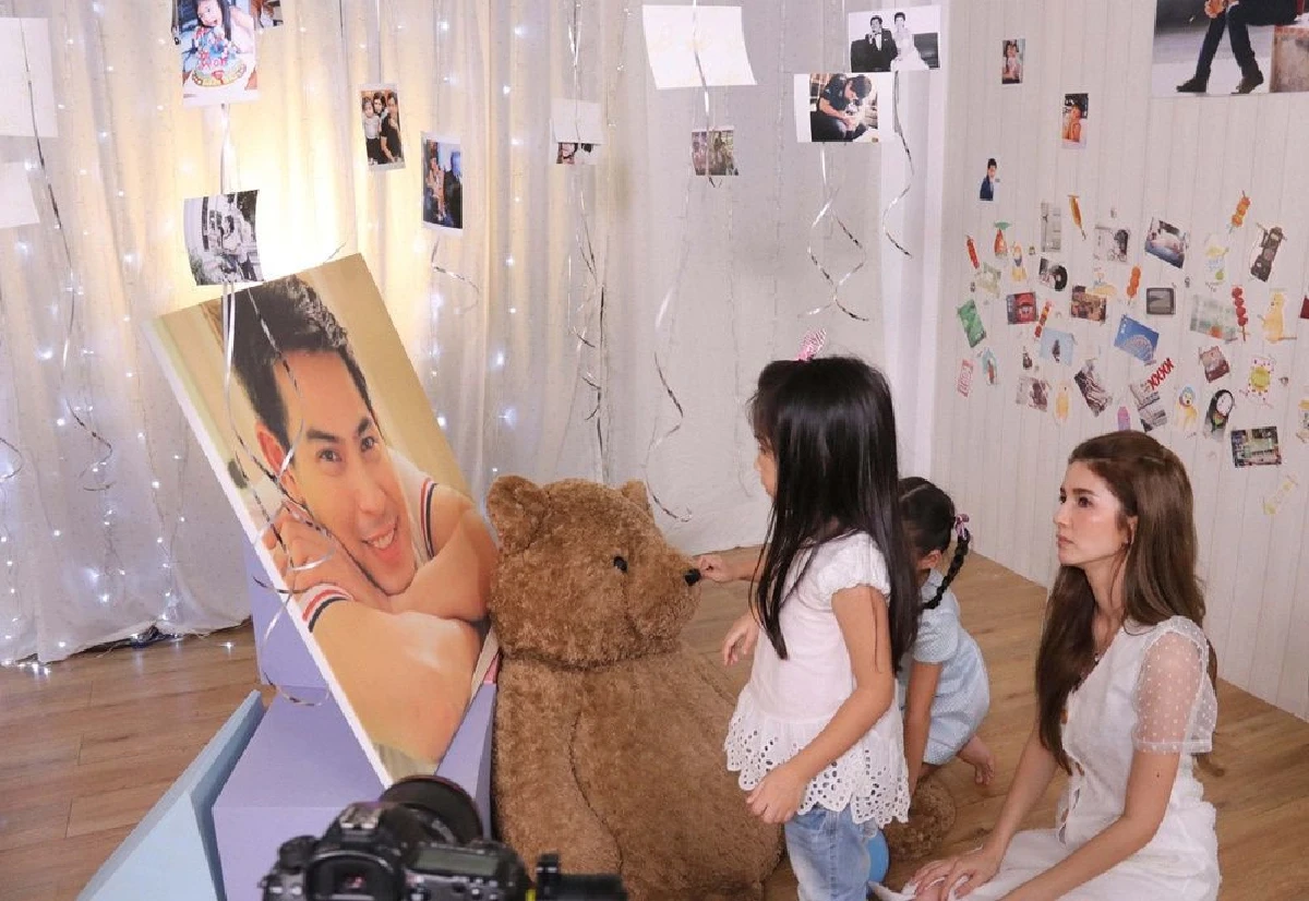 “น้องมะลิ" สุดซึ้ง! ทำเซอร์ไพรส์ “แม่โบว์” พาเจอ "ปอ ทฤษฎี" อีกครั้ง ถึงกับน้ำตาไหล