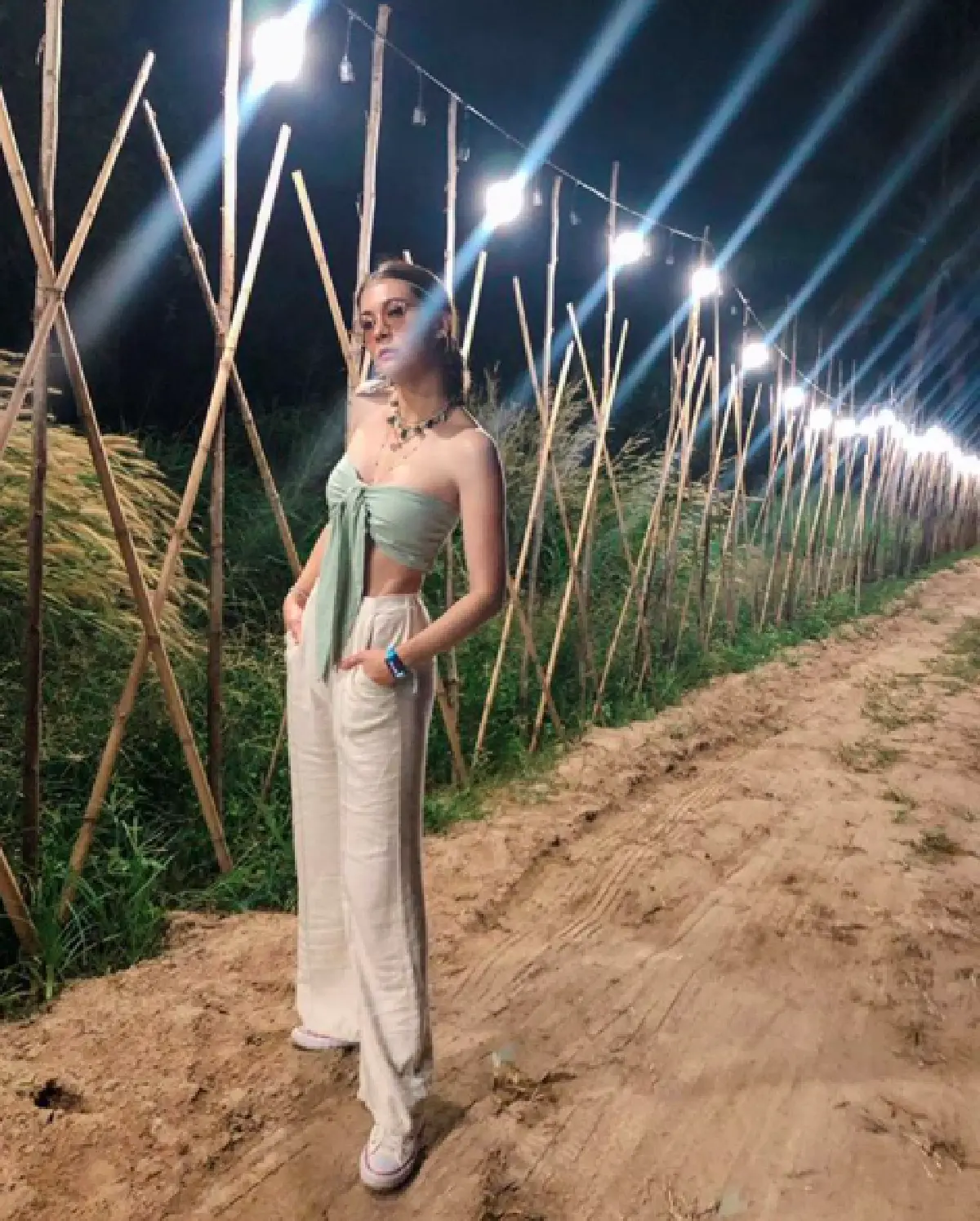 ส่องแฟชั่นสุดชิคของเหล่าคนบันเทิง ต่างจัดเต็มร่วมงาน Wonderfruit 2018