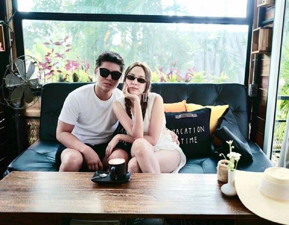 “ขวัญ” ไม่สนดราม่าใดๆ ทั้งสิ้น! พร้อมตอกกลับชาวเน็ต หลัง “ไฮโซแพทริค” ชูนิ้วกลางใส่