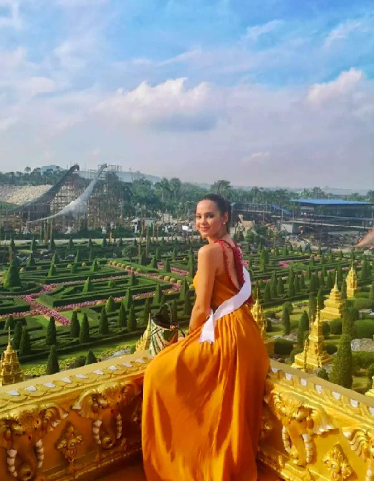 ส่องแฟชั่นตลอดการประกวดที่ประเทศไทยของ "Catriona Gray” สาวงามจากฟิลิปปินส์