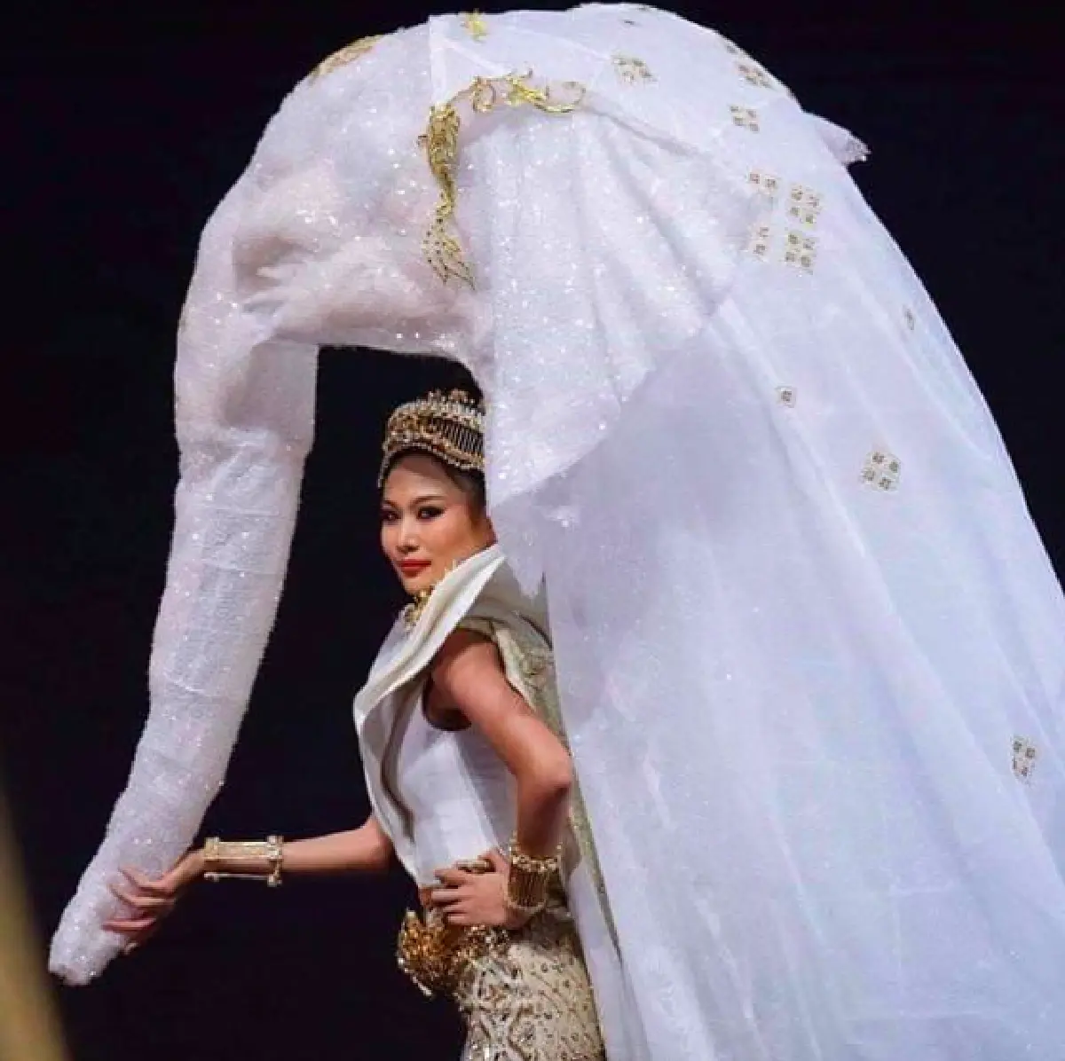 25 ภาพแฟชั่น “นิ้ง โศภิดา” เจิดจ้าท่ามกลางเหล่าสาวงามตลอดการประกวด