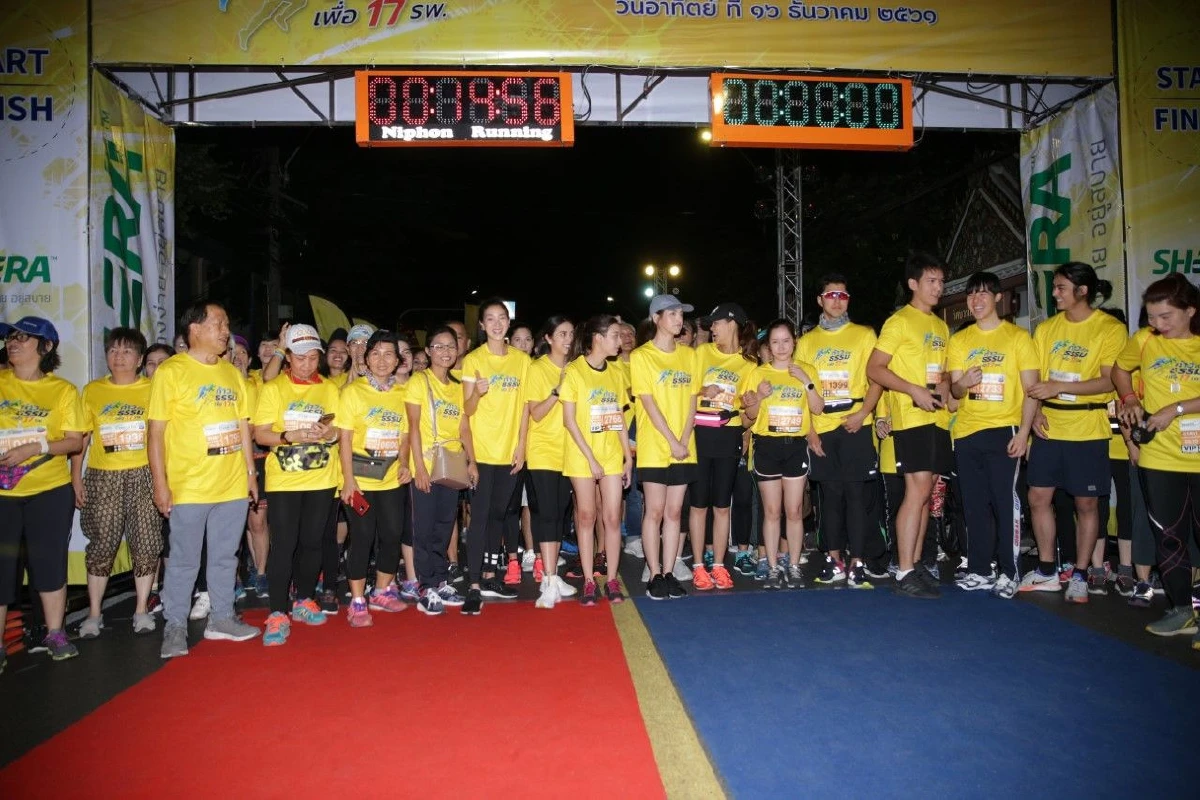 เคลลี่-แพนเค้ก-ยุ้ย-ธัญญ์-อ้วน-ณิชา-นาย  ร่วมงานวิ่ง “ก้าวด้วยธรรมเพื่อ 17 โรงพยาบาล”