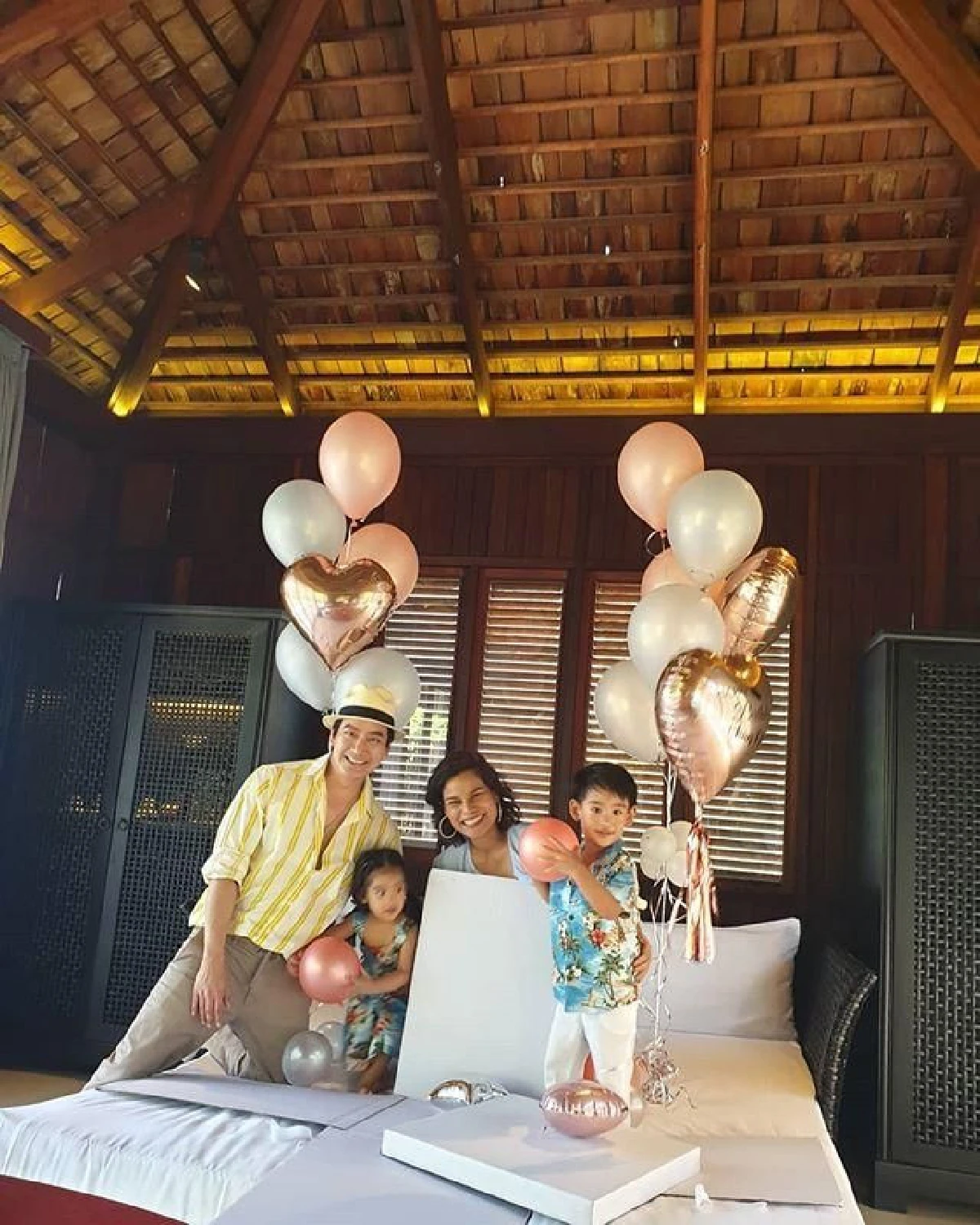 ความสุขของ โอปอล์ ฉลองวันเกิด 37 ปี ดินเนอร์สุดโรแมนติกริมทะเล