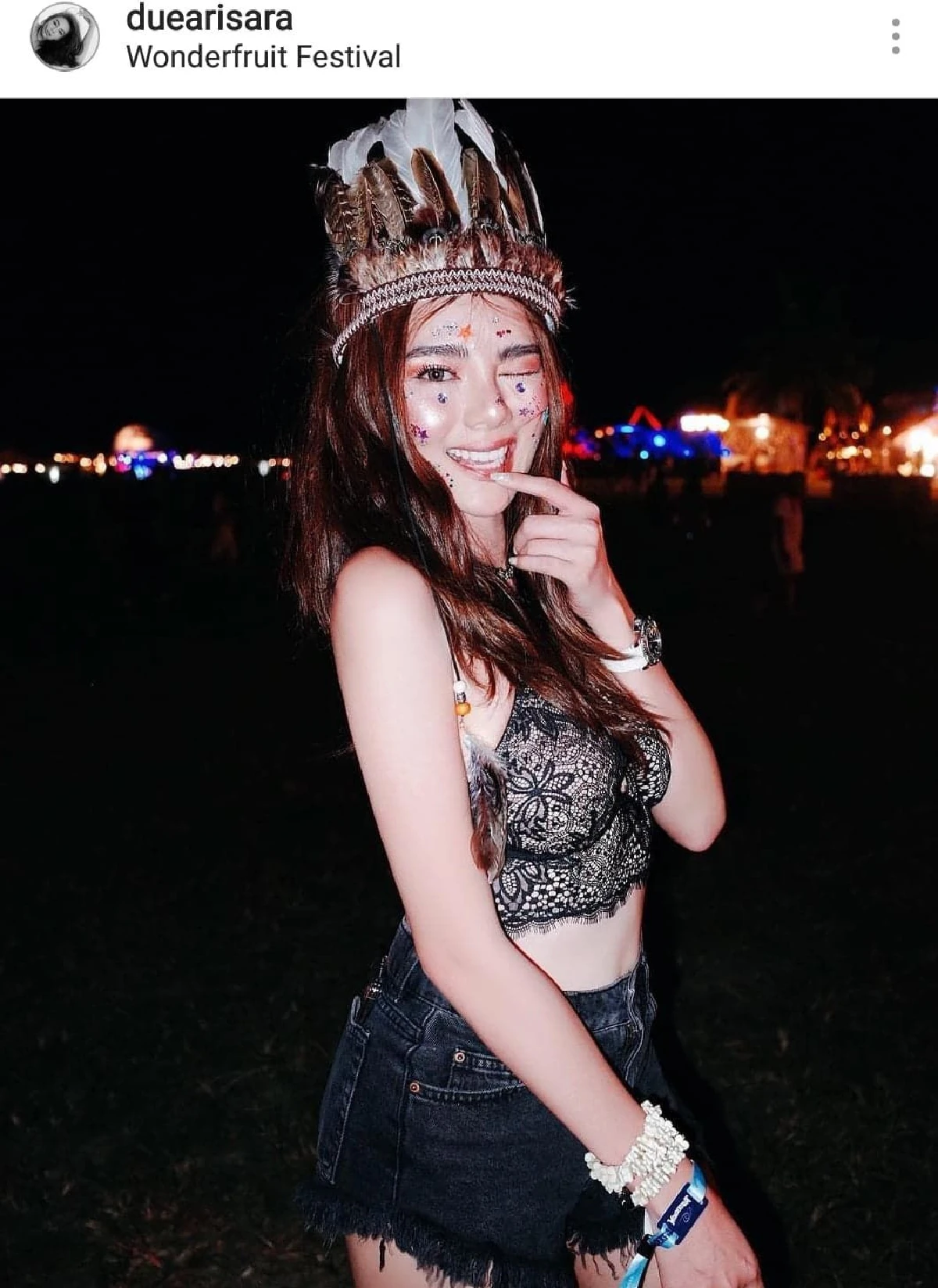 เก็บตกภาพแฟชั่นสุดฮิปของคนบันเทิง ในเทศกาลแห่งปี Wonderfruit 2018