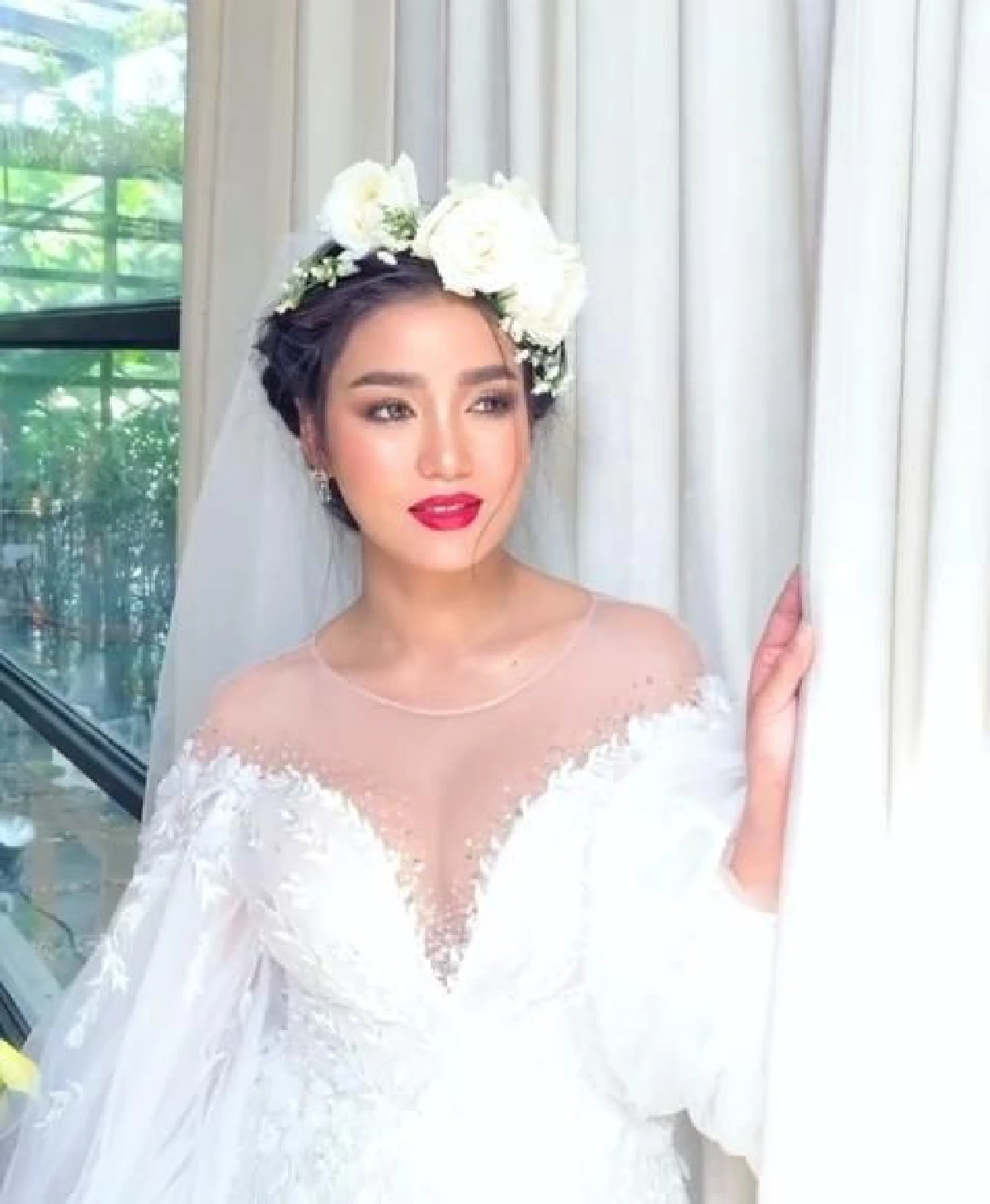 ออร่าเจ้าสาวจับ! ชมพู่ ก่อนบ่าย เผยภาพพรีเวดดิ้งสวยเป๊ะสุดๆ