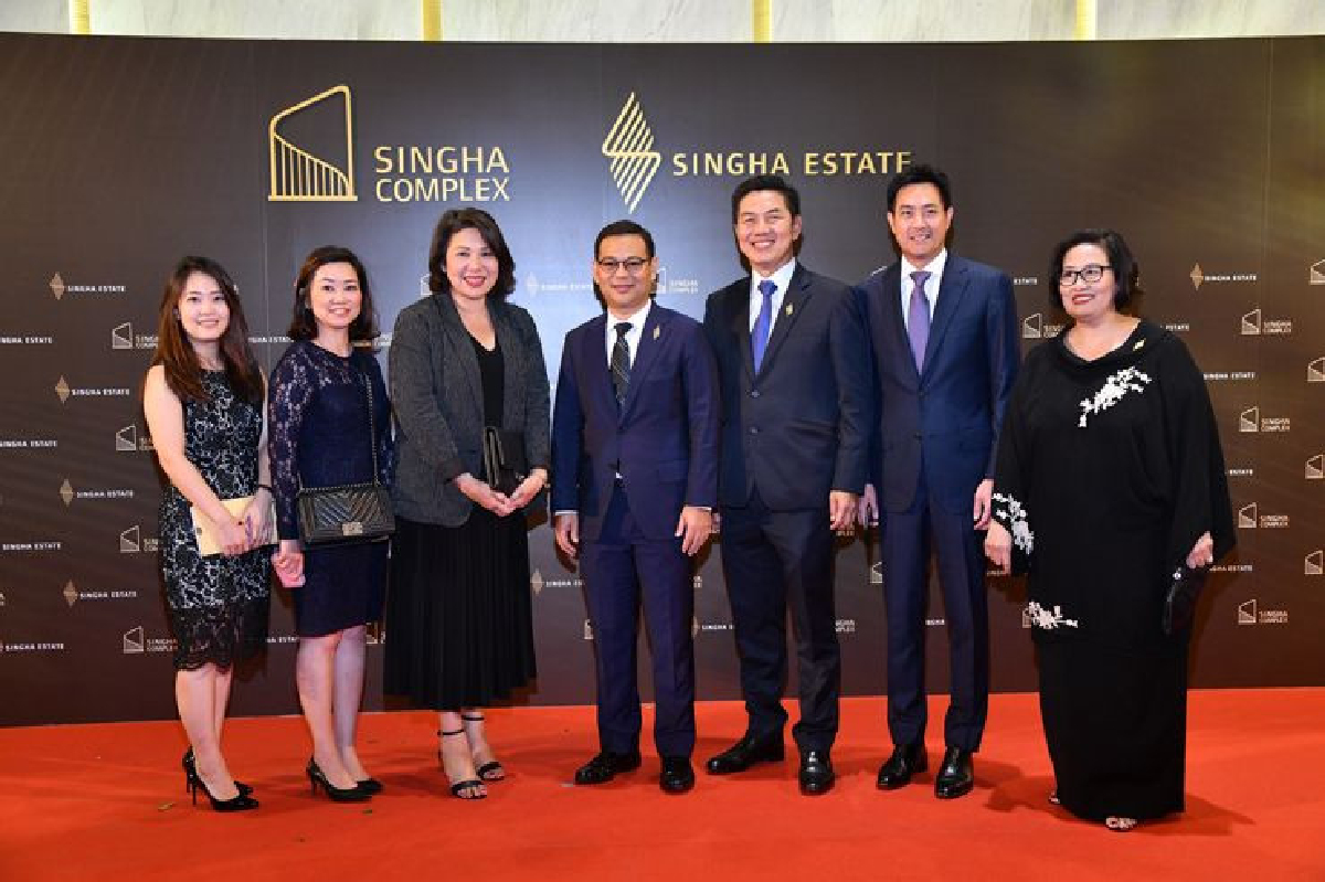 'สิงห์ คอมเพล็กซ์' เปิดตัวยิ่งใหญ่ 'สิงห์ คอมเพล็กซ์' เปิดตัวยิ่งใหญ่