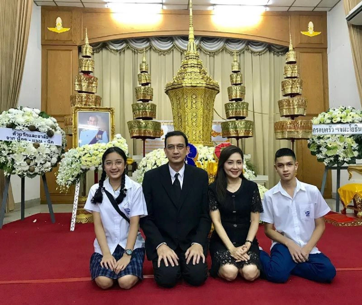 กวาง กมลชนก ตอบกลับนิ่มๆ หลังถูกคนติง "ถ่ายกับคนตาย ยิ้มเพื่อ?"