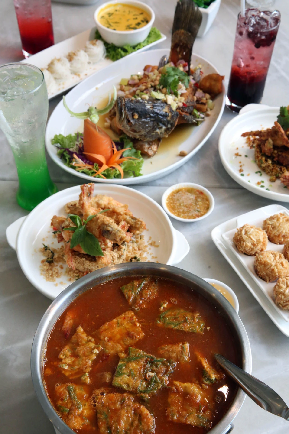 ห้องอาหารโซเฟีย อร่อยมากว่า 3 ทศวรรษ