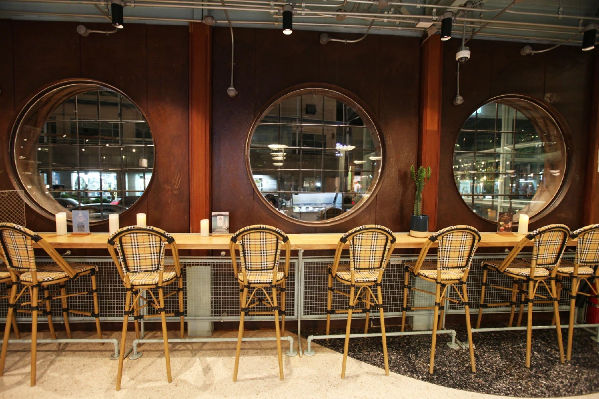 อ็อคโต ซีฟู้ด บาร์ ไปนั่งชิลเท่ๆ กัน