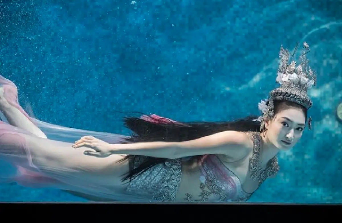 ไม่ทำให้ผิดหวัง! “แพนเค้ก” สวมชุดไทย สวยสง่าถ่ายละครใต้น้ำ ท้าทายความสามารถ