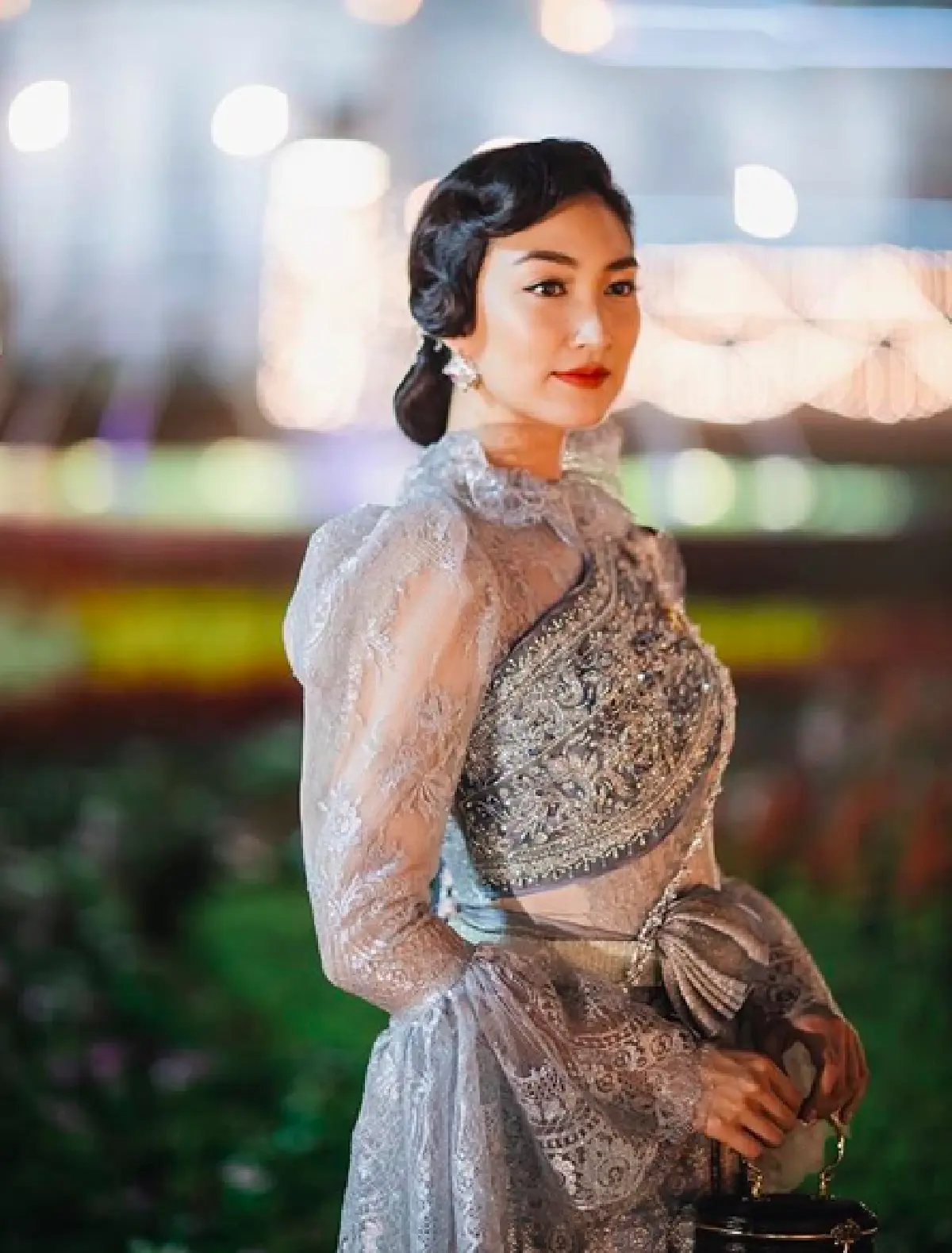 ไม่ทำให้ผิดหวัง! “แพนเค้ก” สวมชุดไทย สวยสง่าถ่ายละครใต้น้ำ ท้าทายความสามารถ