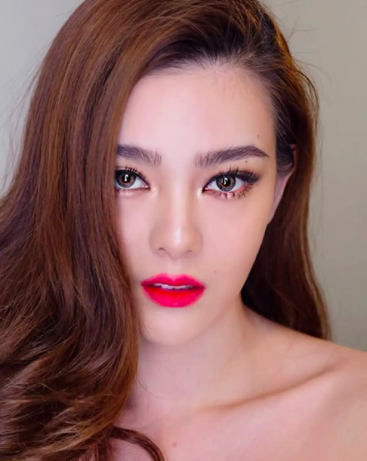 “ดิว” มีรักใหม่!? หลังโพสต์ภาพช่อดอกไม้ ด้าน “ไผ่” โผล่คอมเมนต์ ดีใจด้วย!