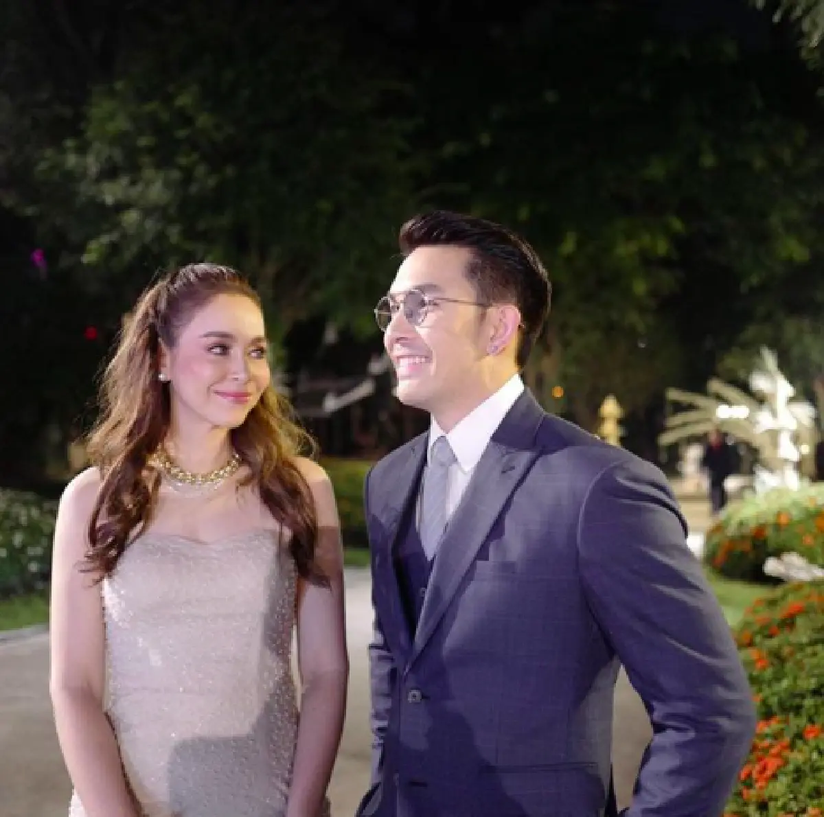 โมเมนต์ประทับใจ "นัท มีเรีย” กอดลูกๆ "เต๋า สมชาย” พร้อมให้เรียกพี่