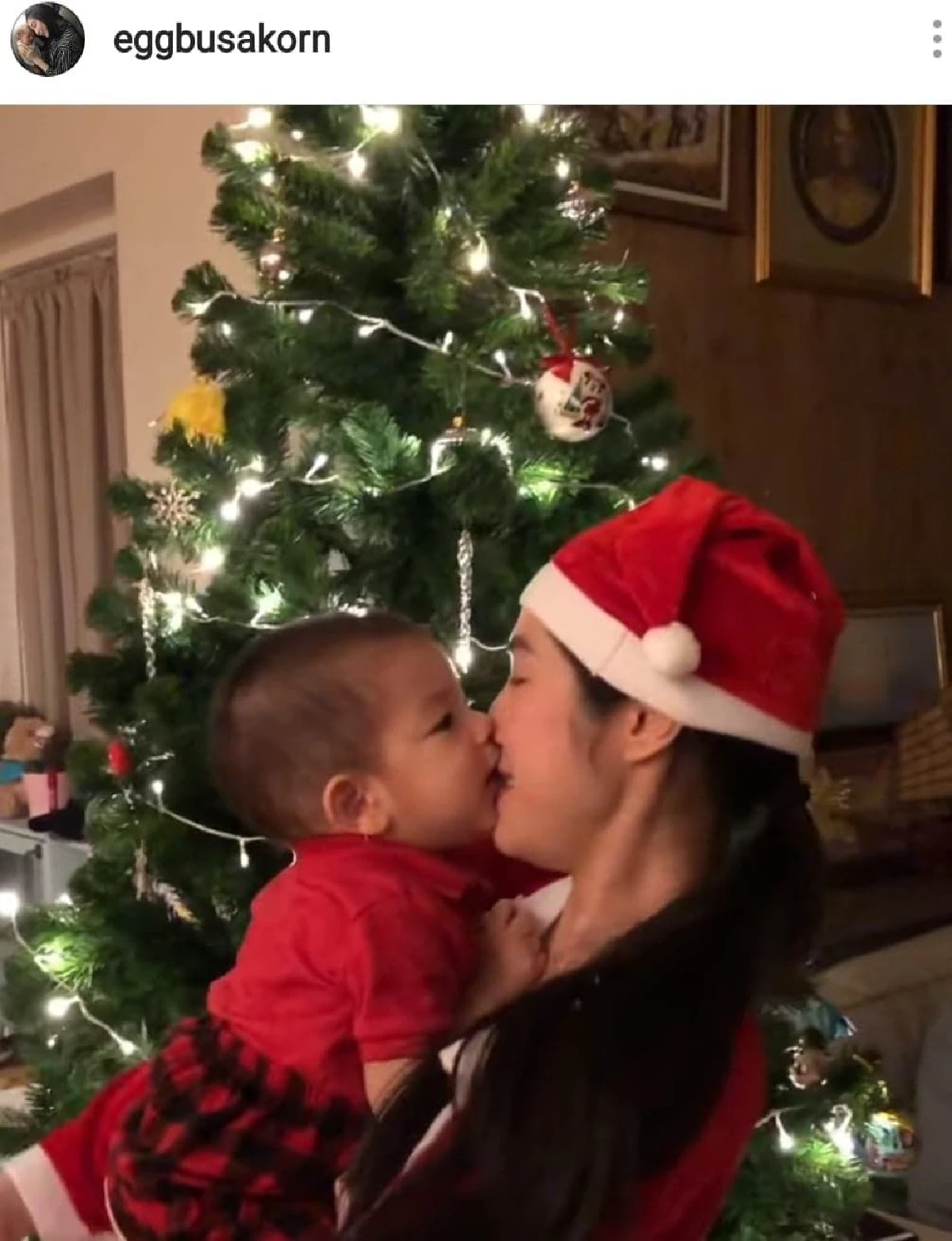 ส่องคอสตูมต้อนรับวันคริสต์มาส 2018 ของเหล่าคนบันเทิง