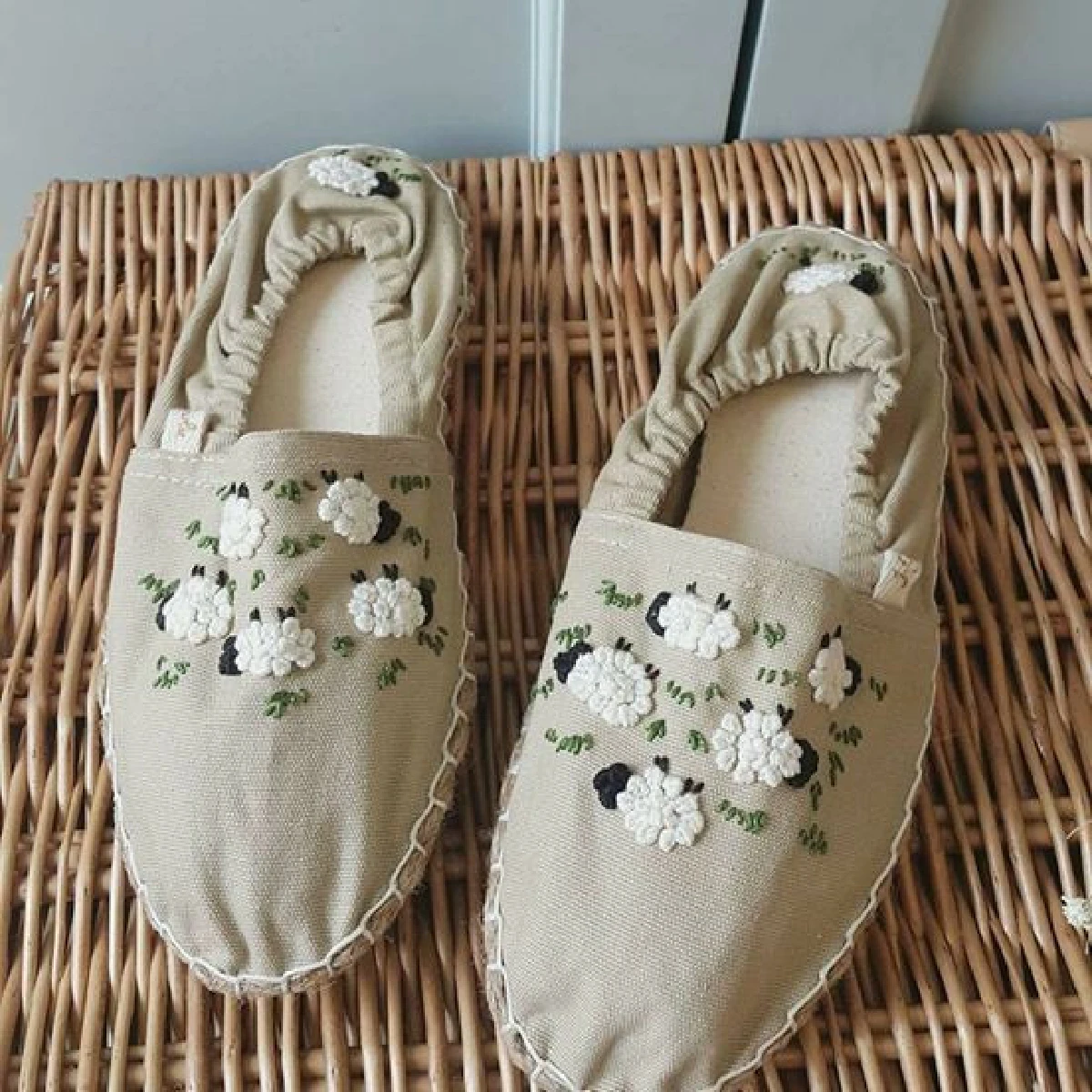 ‘J-Girlie’ เสื้อผ้าวินเทจ