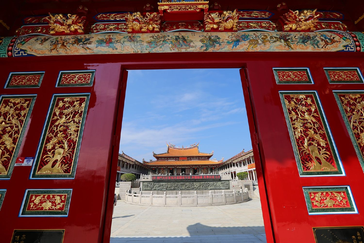 ไหว้พระขอพรในดินแดนแห่งคาสิโน