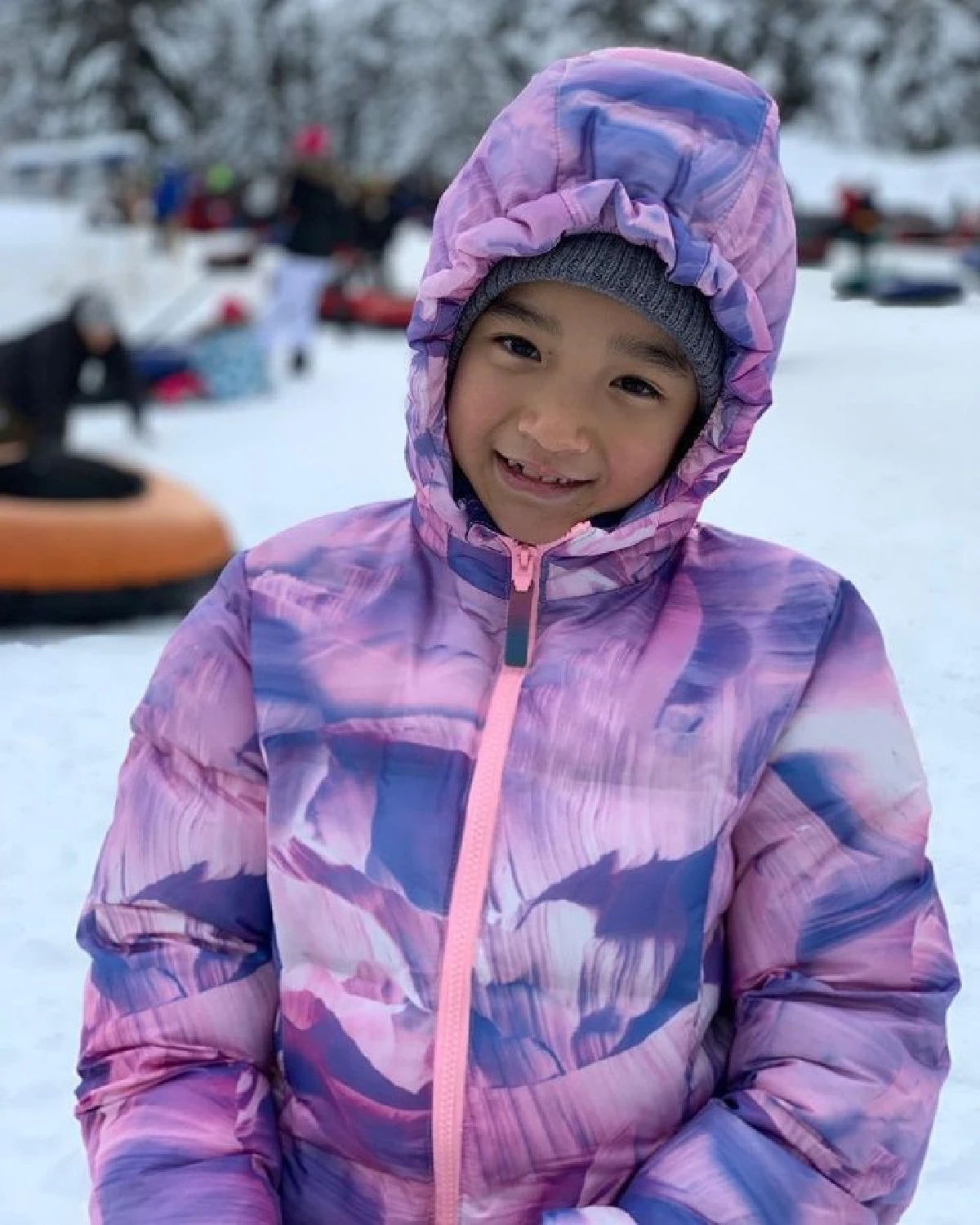 ครอบครัวสุขสันต์! กบ-บรู๊ค พาลูกๆ บินลัดฟ้าเล่นหิมะฉลองปีใหม่ที่อเมริกา