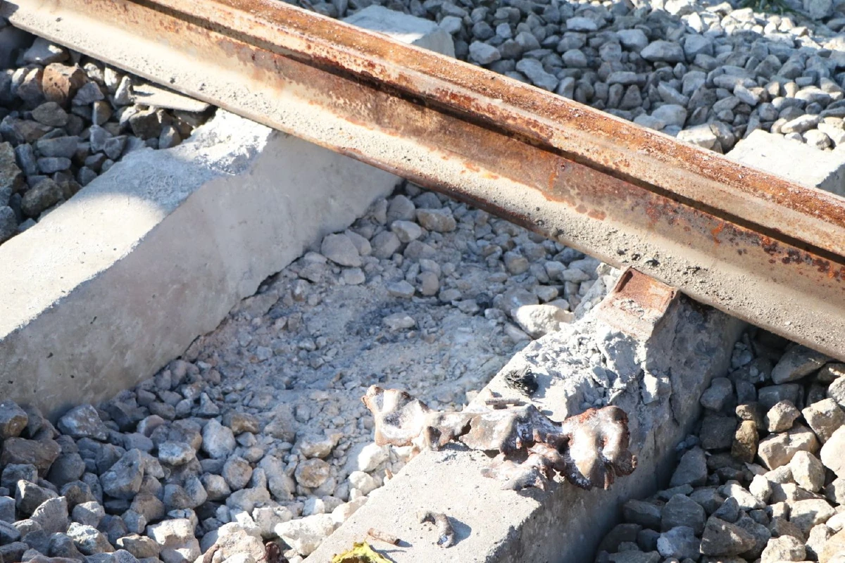 นราฯป่วนบึ้มรางรถไฟเสียหายพบเป็นระเบิดชนิดเดียวกับเหตุป่วน4อำเภอ